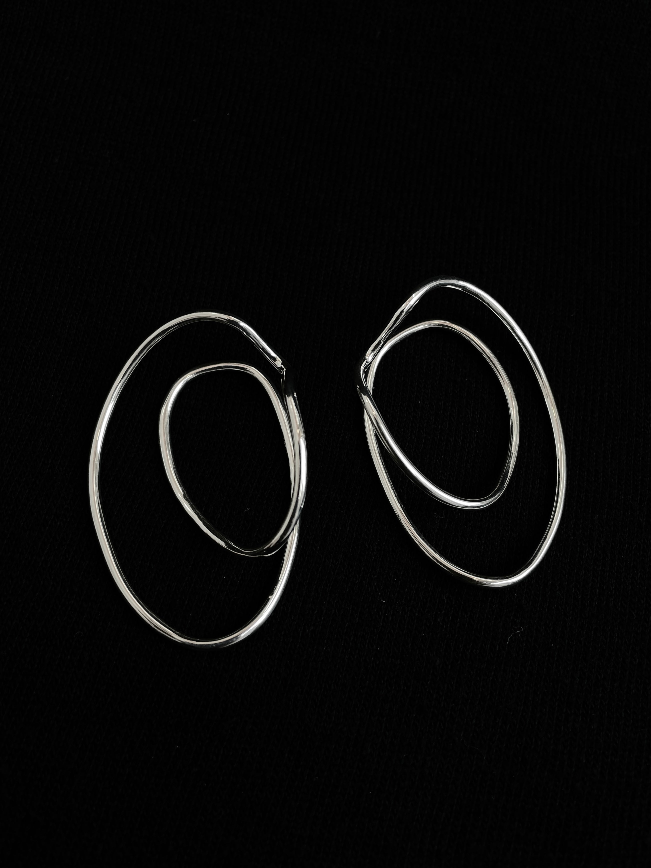 Line Cuff