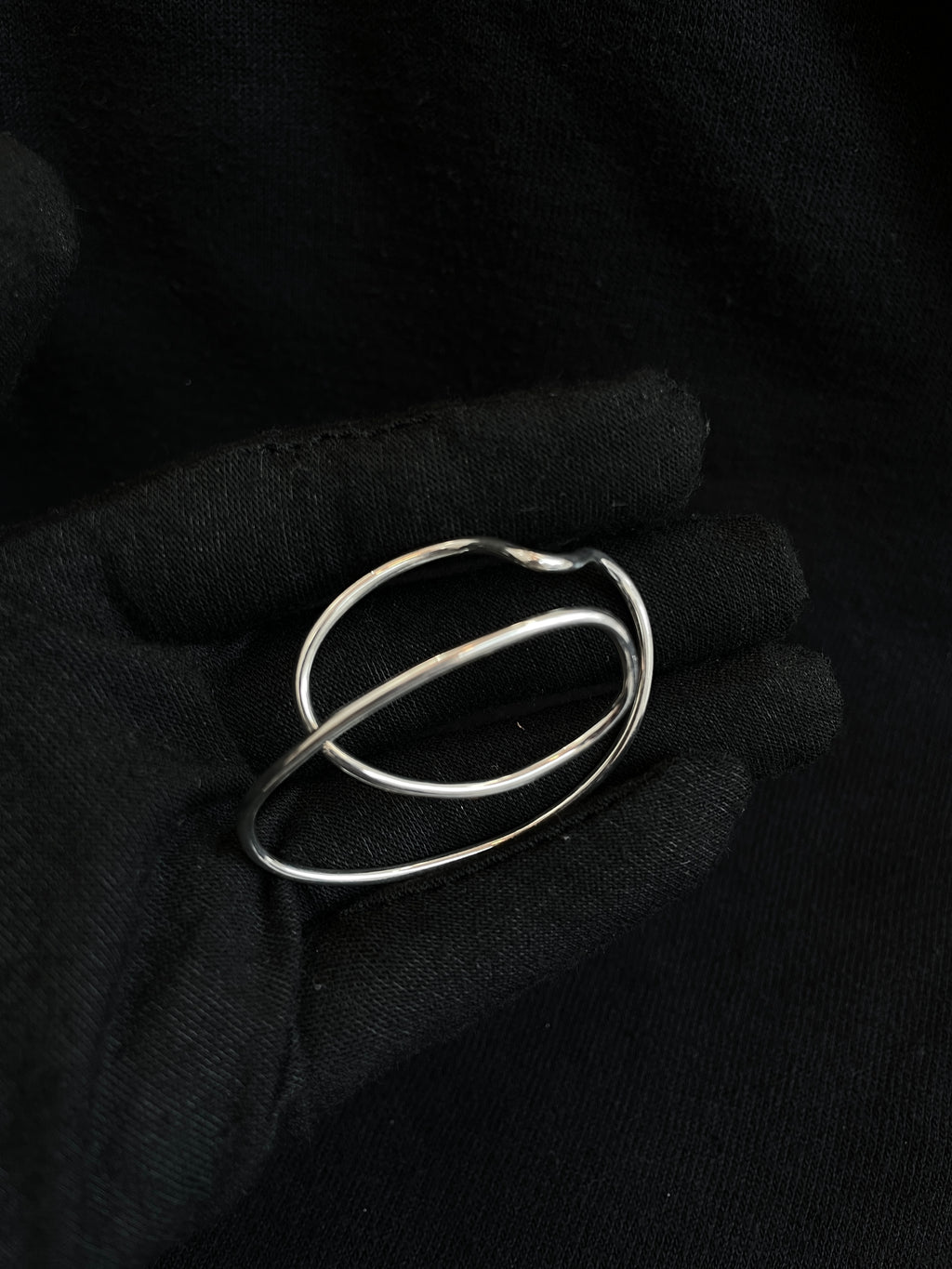 Line Cuff