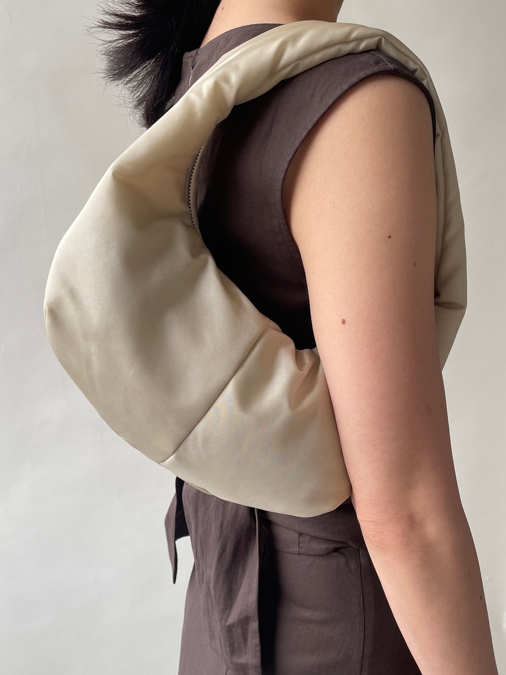 404 Padding Hand Bag - Ivory