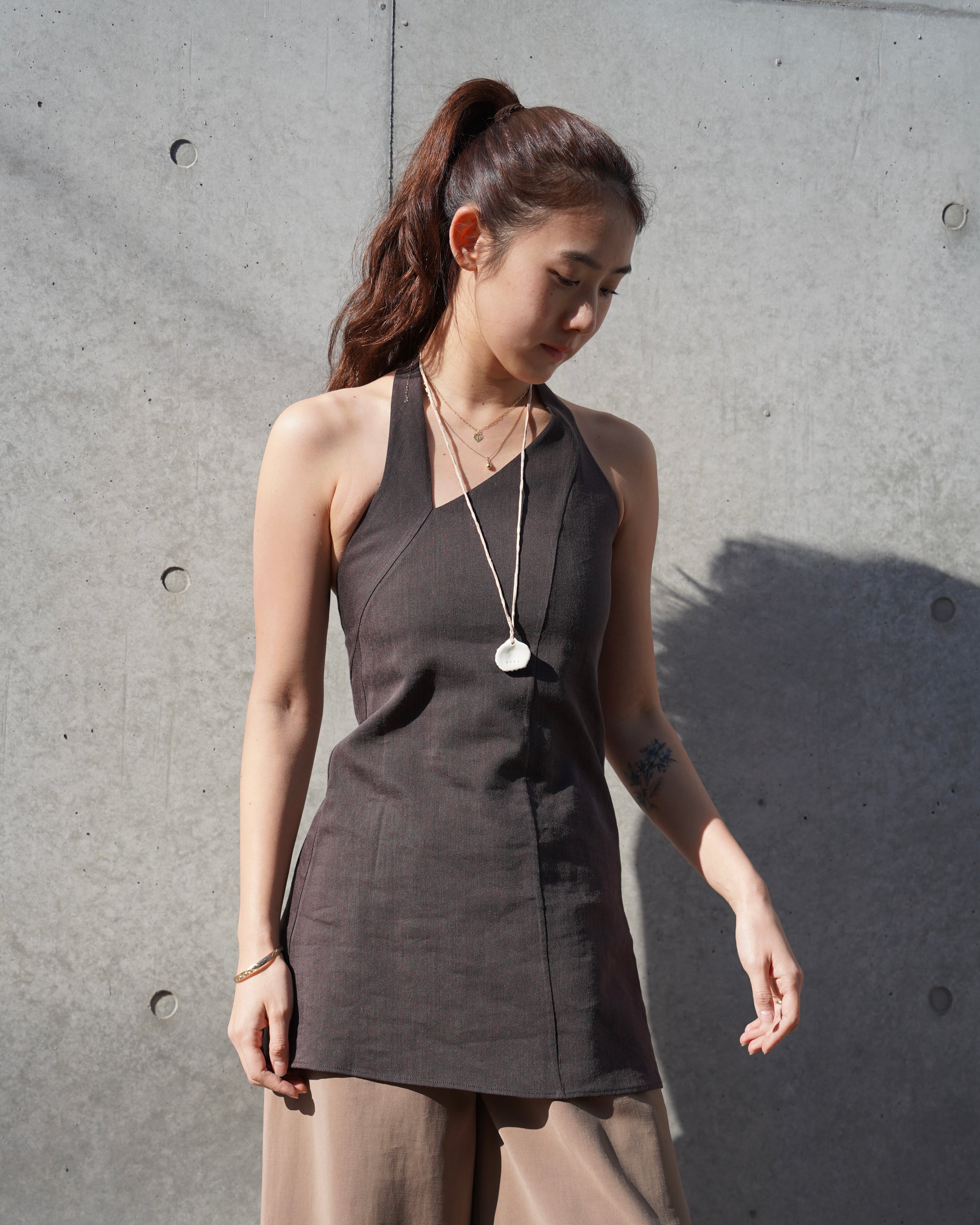 EBONY TAHI TOP