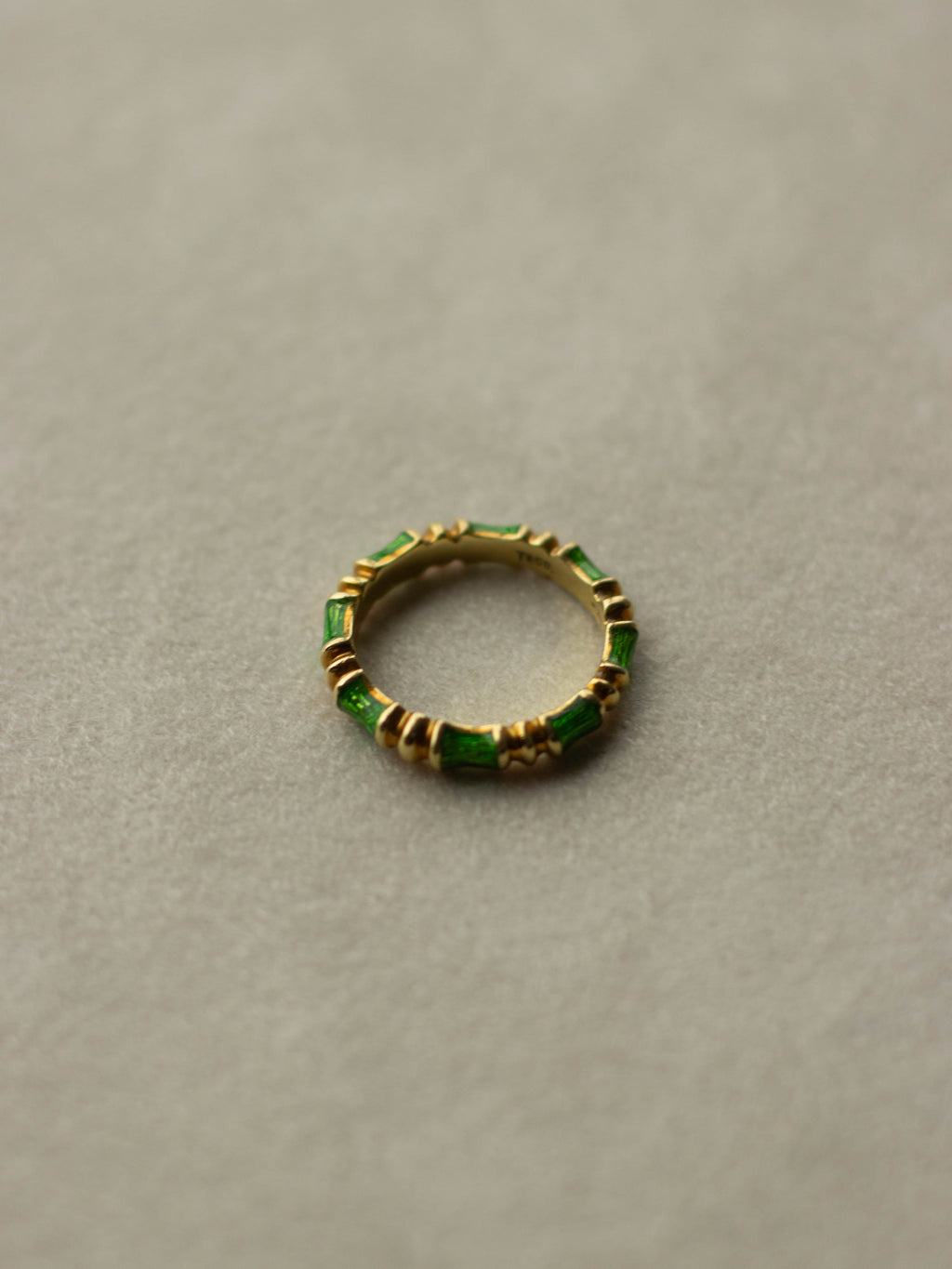 Tiffany & Co. 18K Gold Green Enamel Band Ring (GDR-25013)