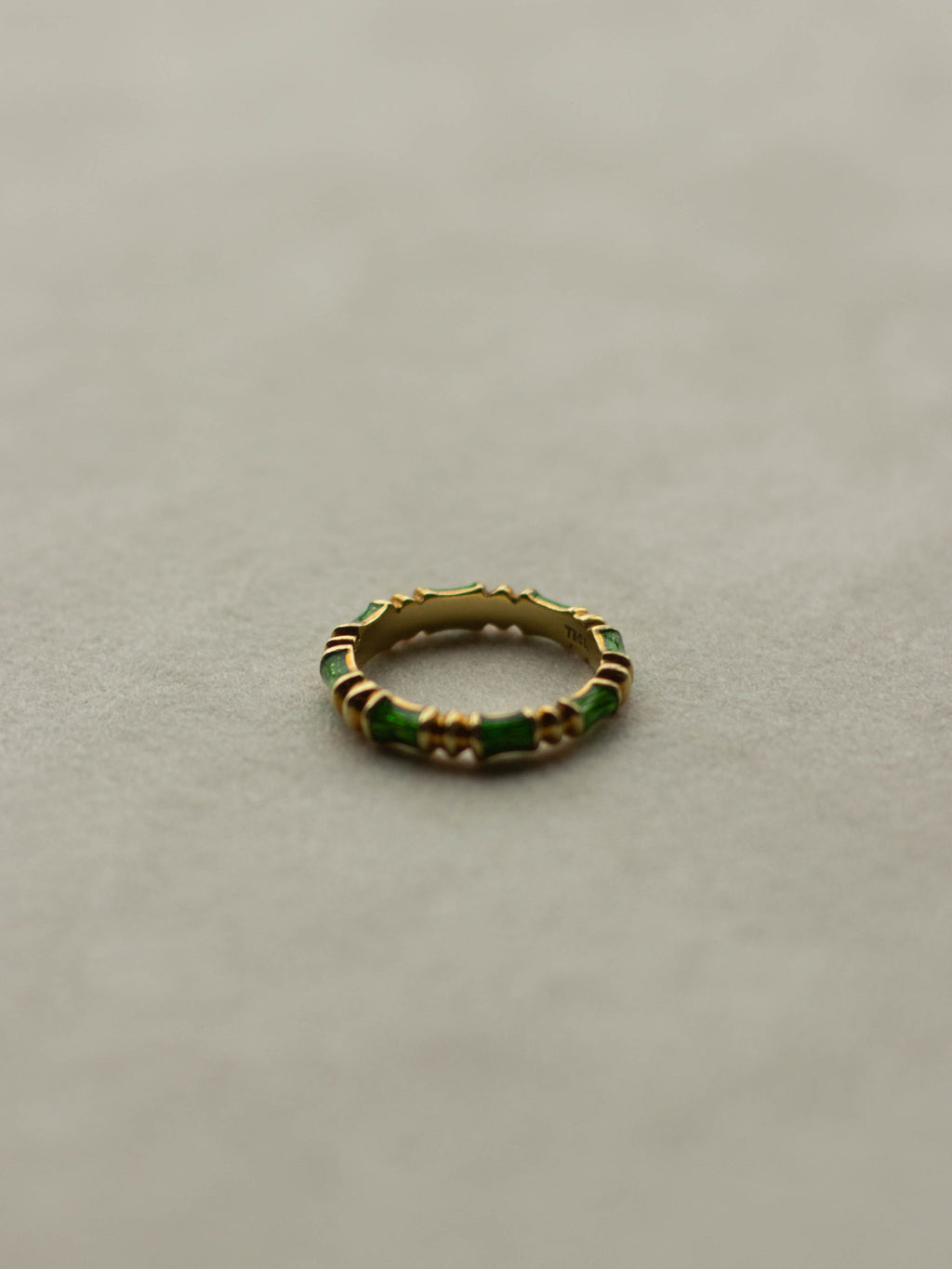 Tiffany & Co. 18K Gold Green Enamel Band Ring (GDR-25013)