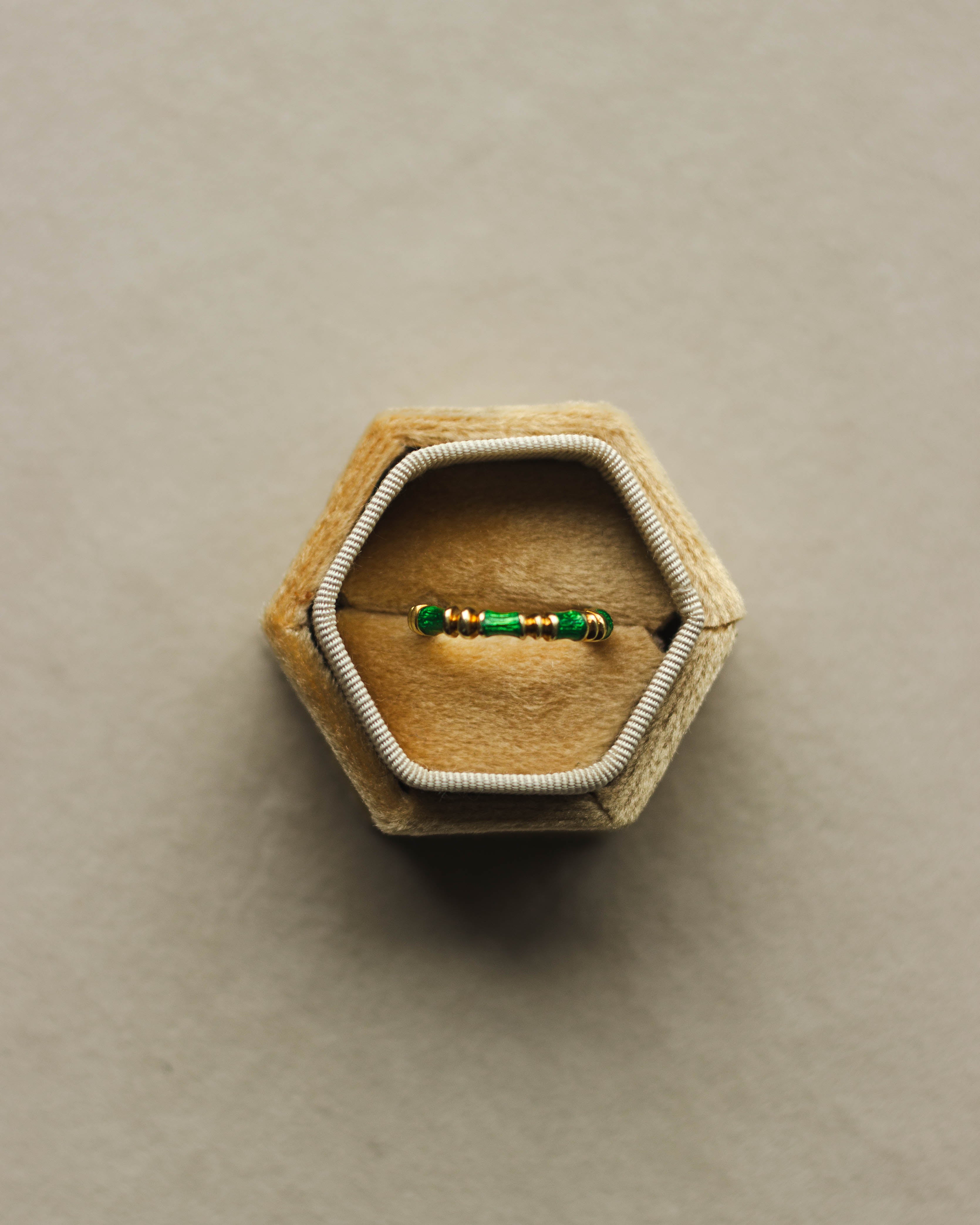 Tiffany & Co. 18K Gold Green Enamel Band Ring (GDR-25013)