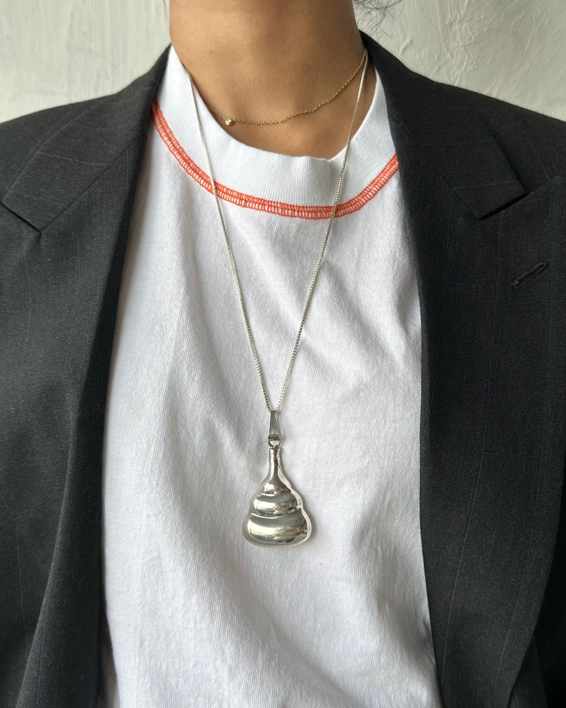 Silver Necklace w/ Perfume Bottle (SVNL-25SS003)