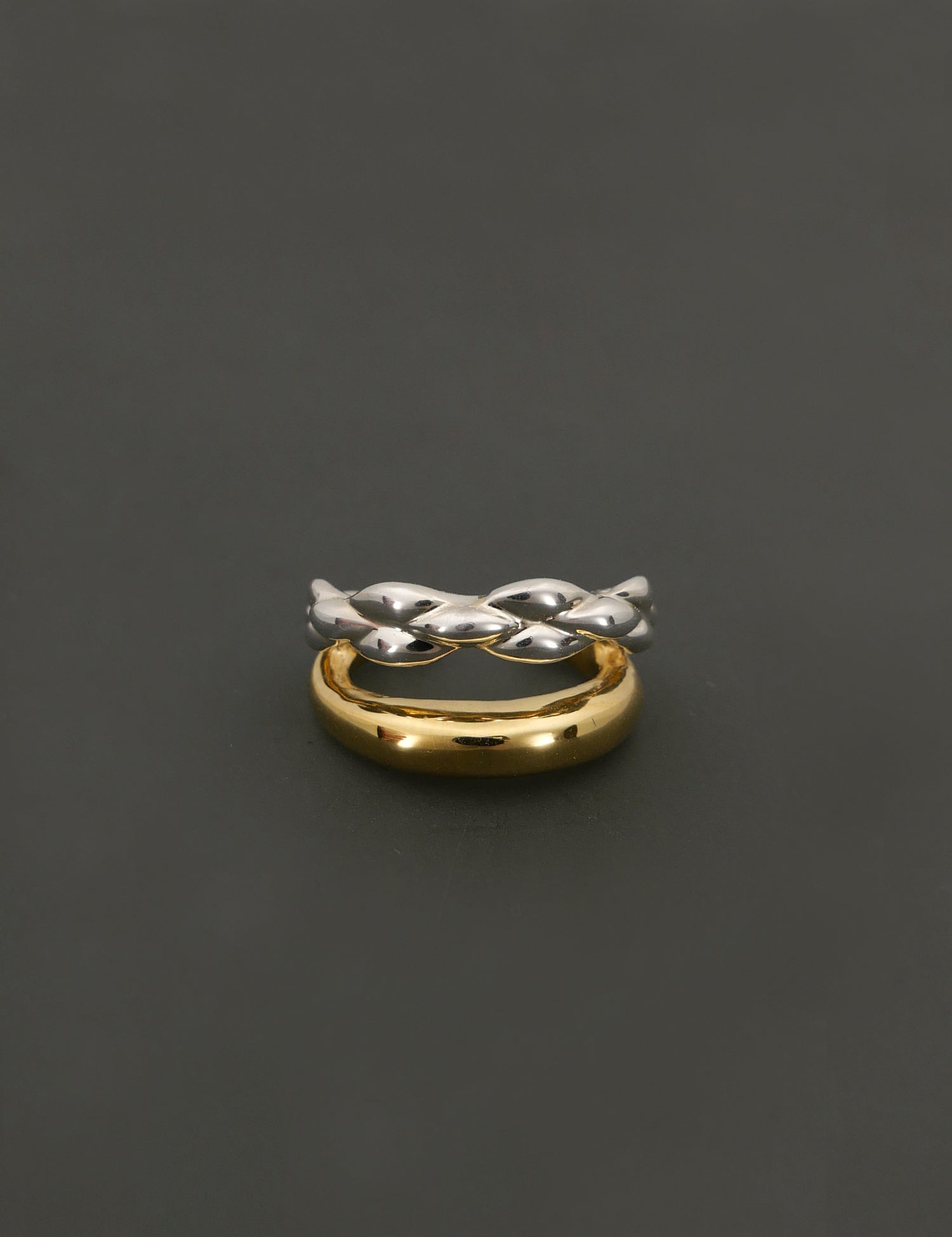 "Isabella Etou" Modern Wave Double Earcuff (Single)