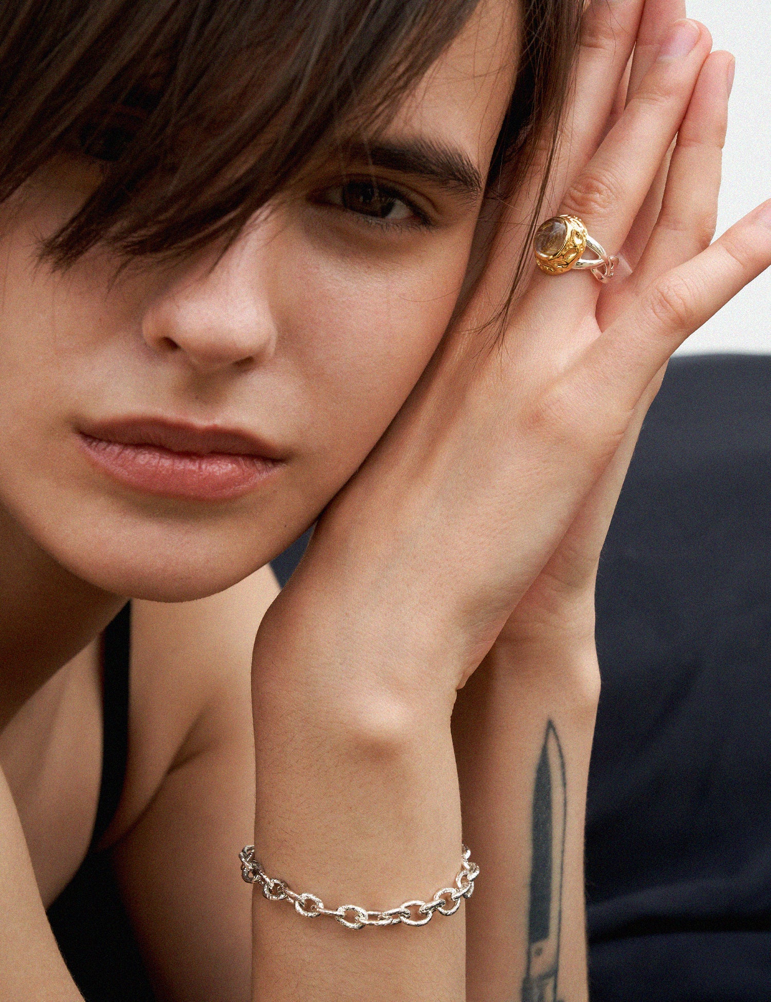 "Isabella Etou" Modern Leaf Braided Ring (Golden Rutilated Quartz)-10/11号