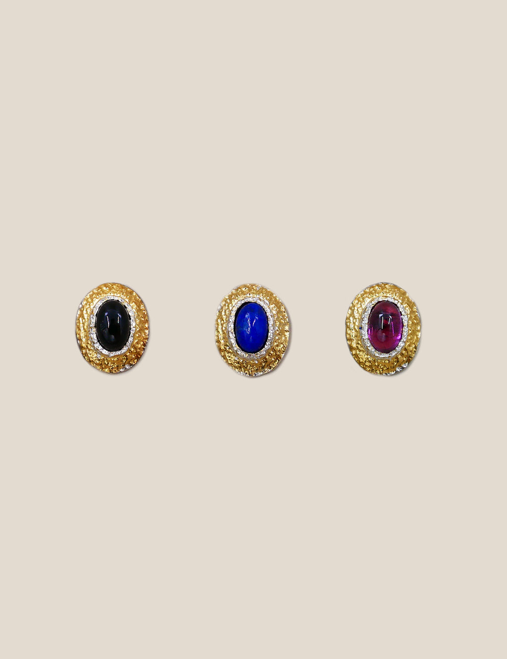 "Isabella Etou" Onyx Oval Earring