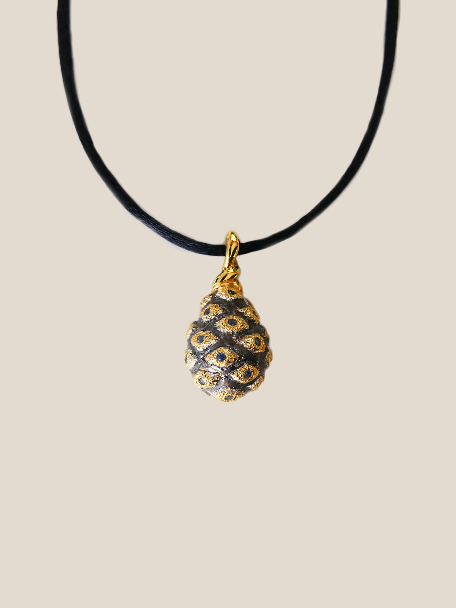 "Isabella Etou" Neptune Necklace - Blue Sapphire