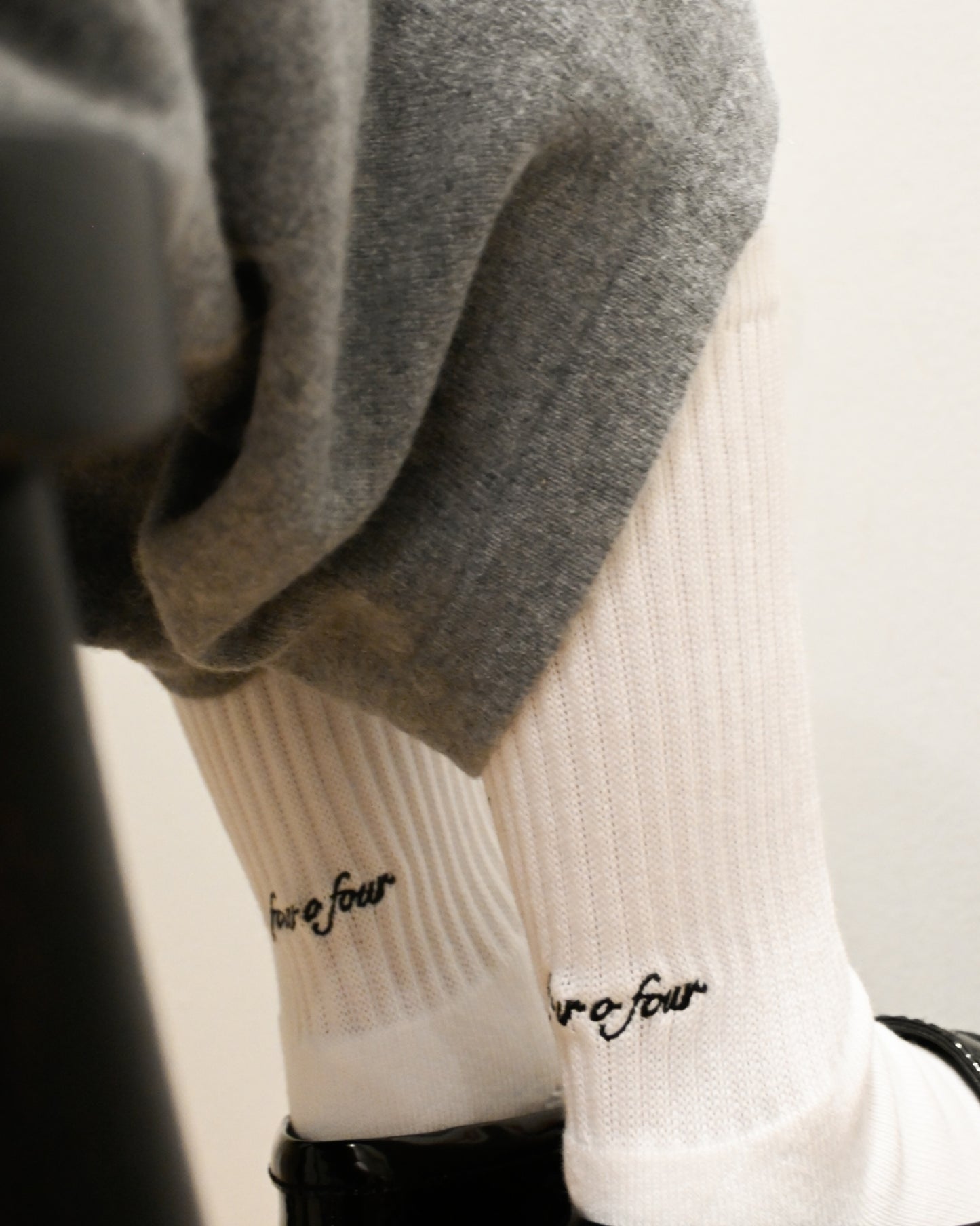 "four o four" Rib Socks - White