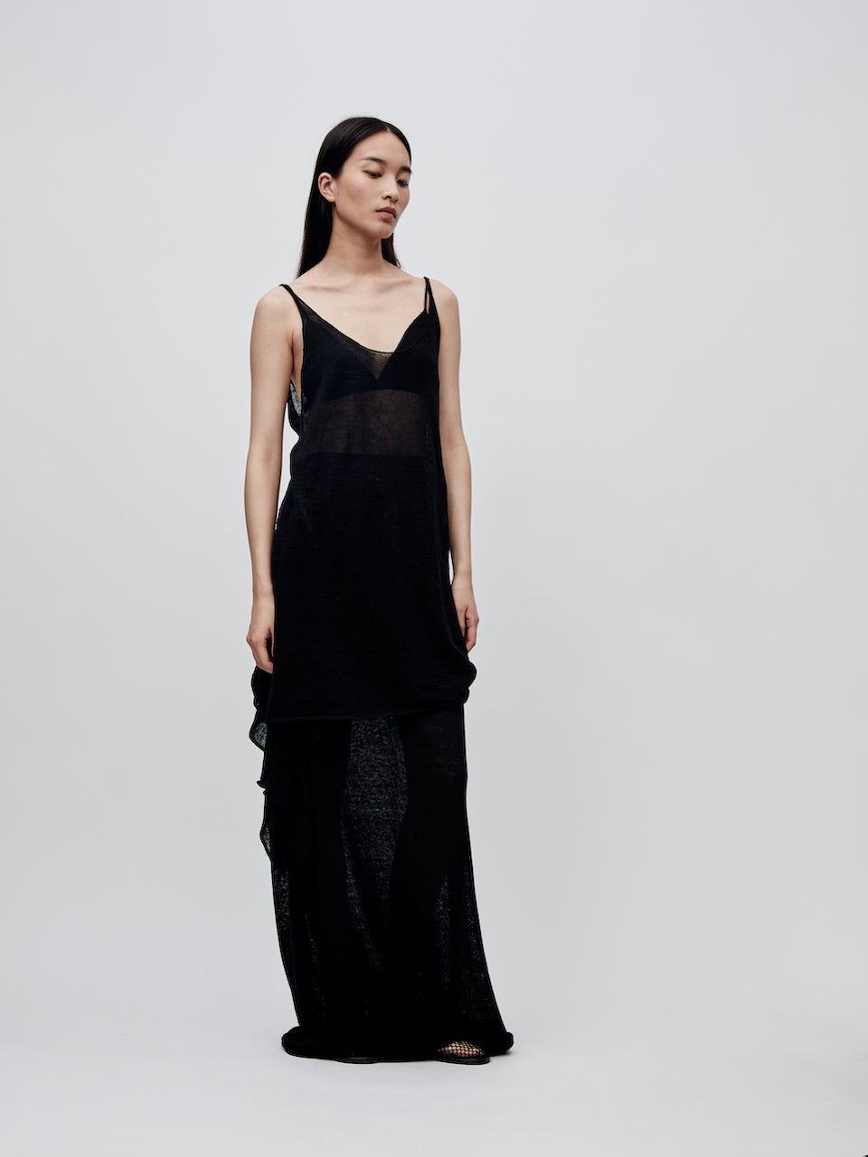 "RUOHAN" Black Knit Slip Top