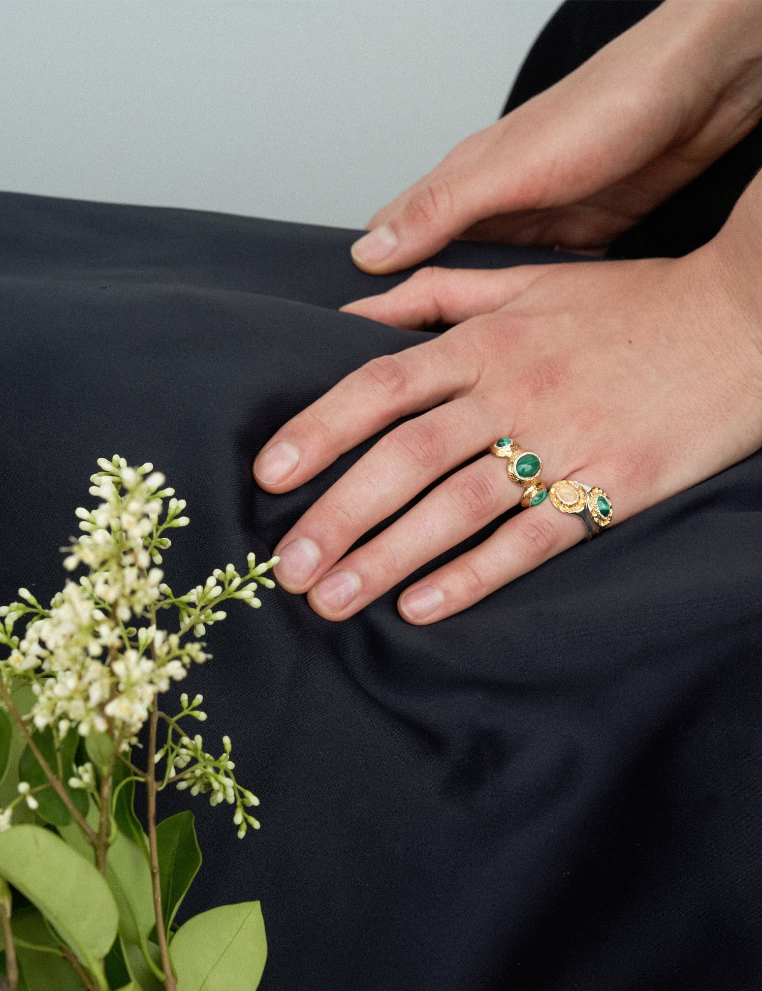 "Isabella Etou" Malachite Oval Ring
