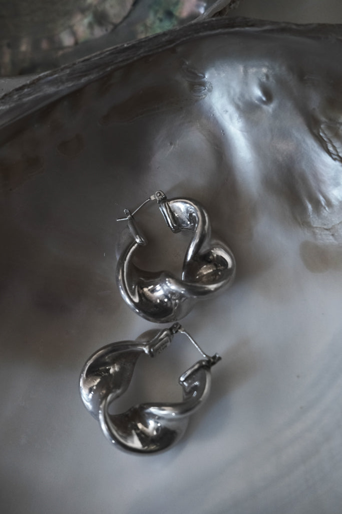 Twisted Ribbon Hoops