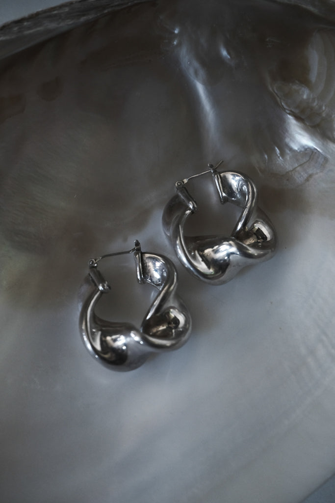 Twisted Ribbon Hoops