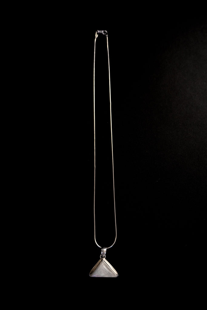 Snake Chain w/ Moonstone Necklace