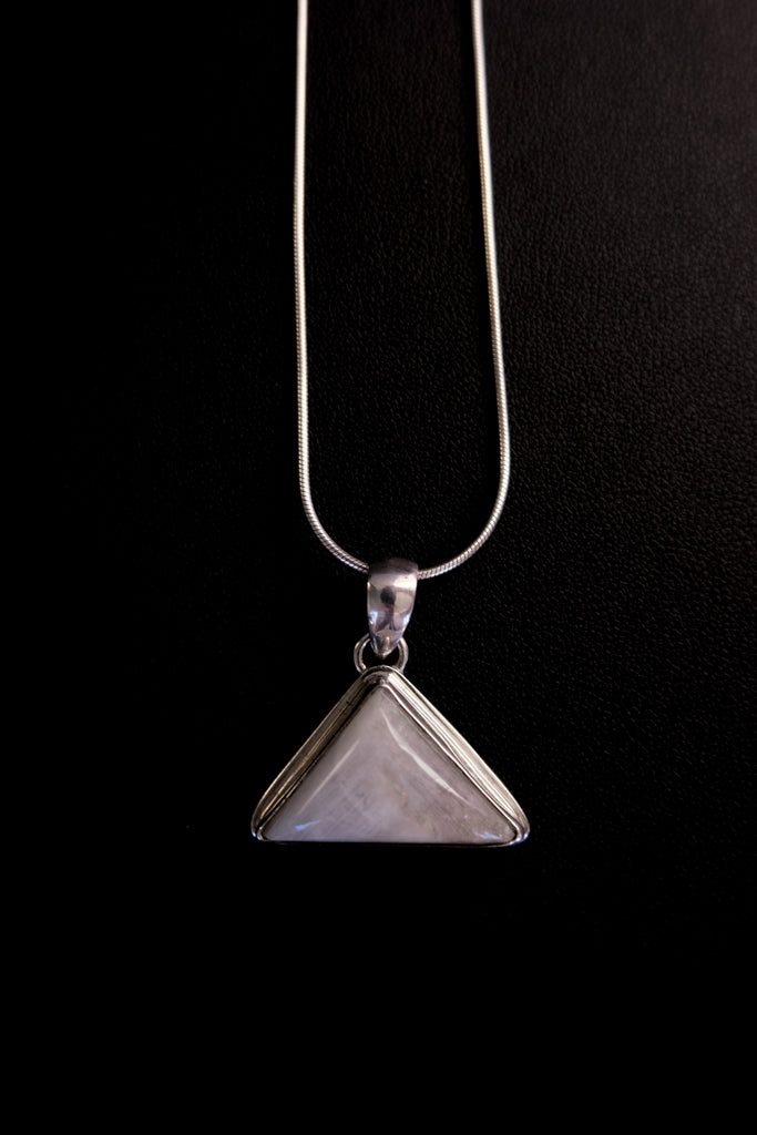 Snake Chain w/ Moonstone Necklace