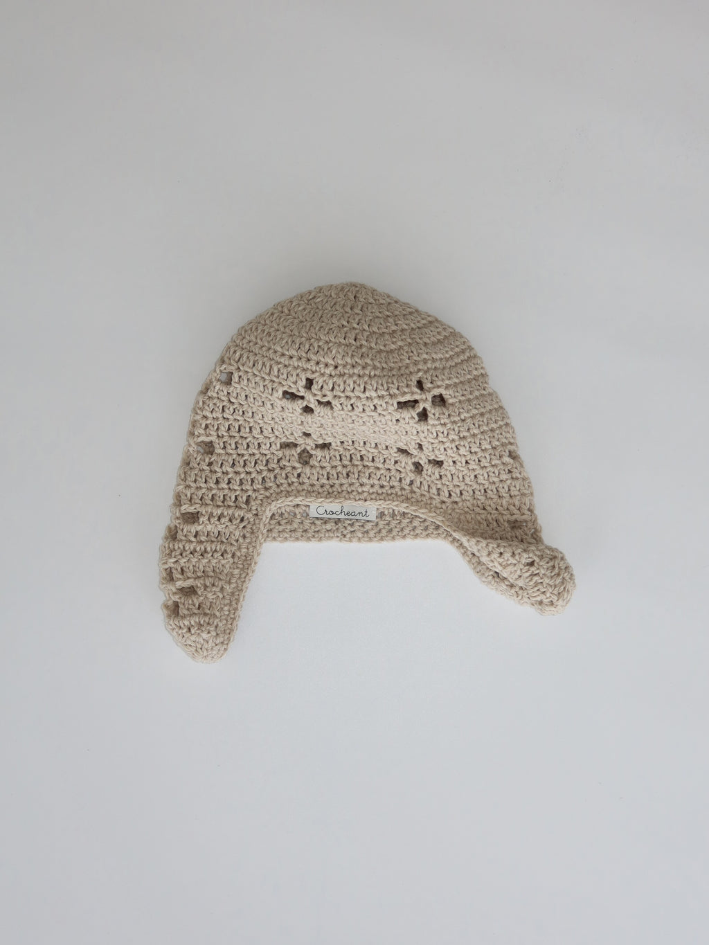 "CROCHEANT" Eyelet beanie - Beige