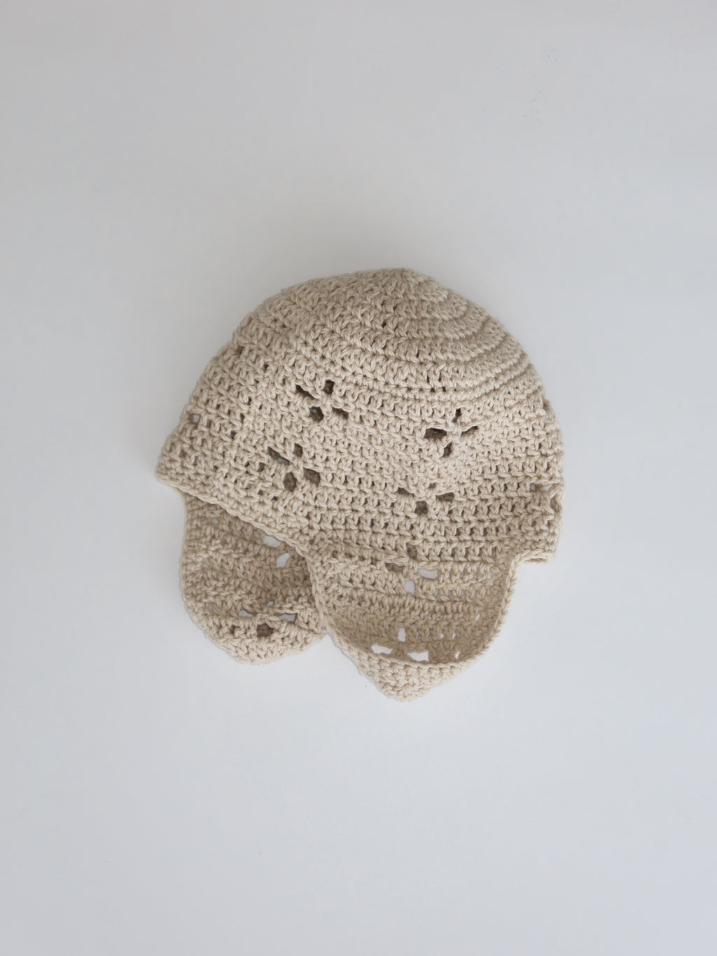 "CROCHEANT" Eyelet beanie - Beige