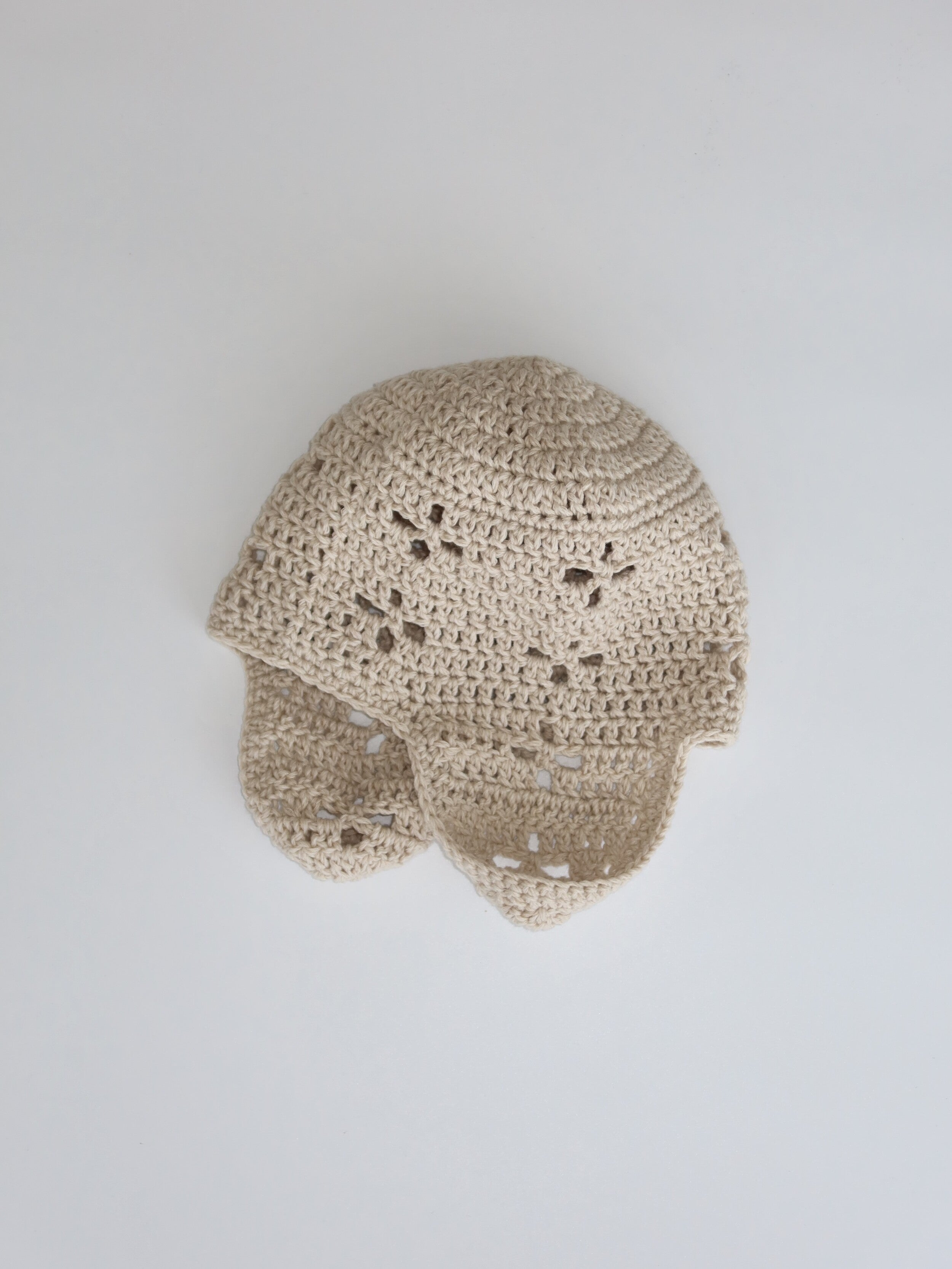 "CROCHEANT" Eyelet beanie - Beige