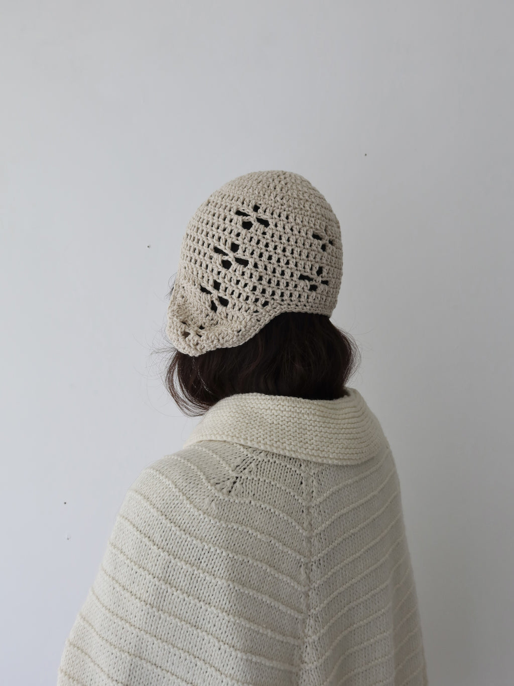 "CROCHEANT" Eyelet beanie - Beige
