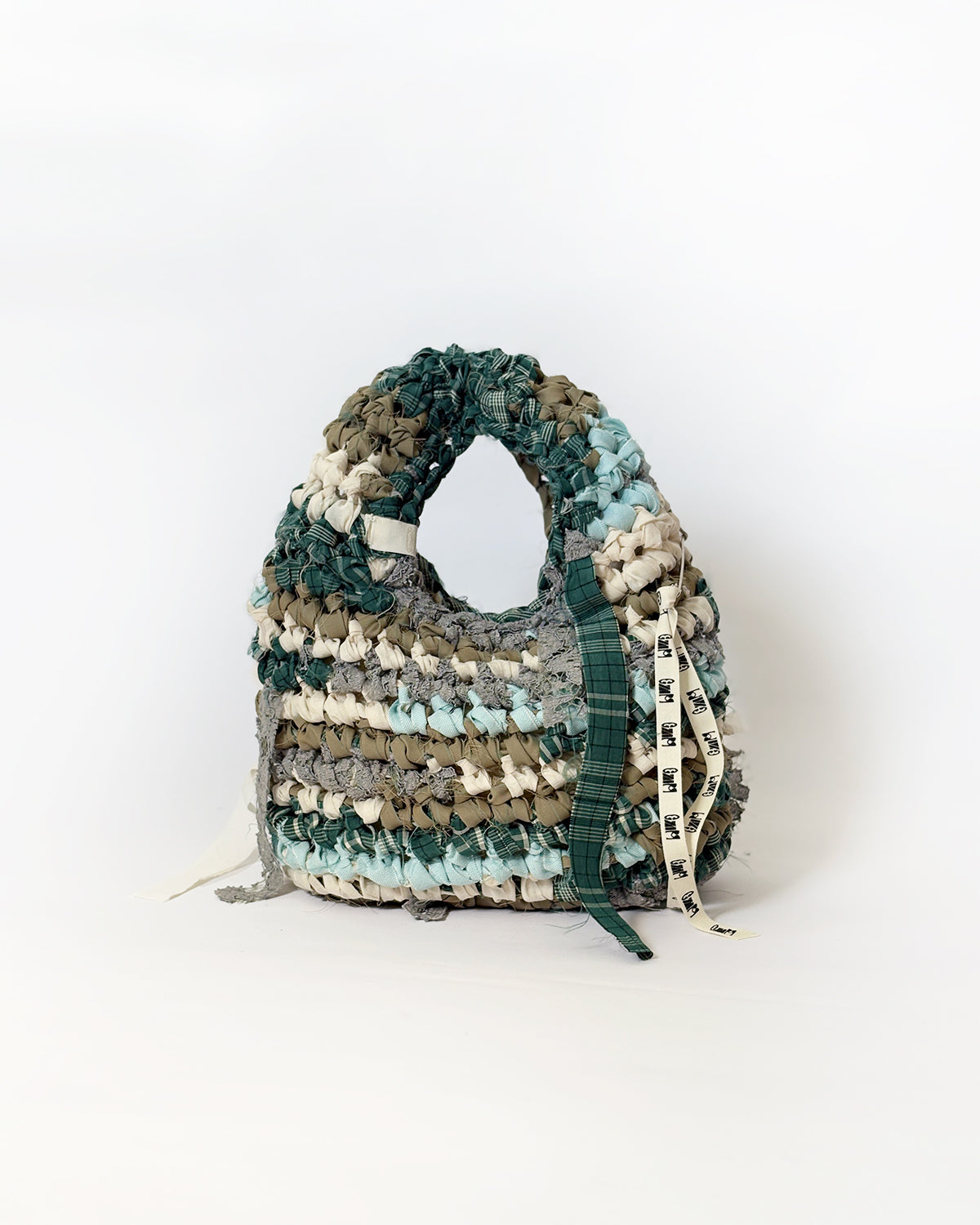 Crochet Hand Bag 02