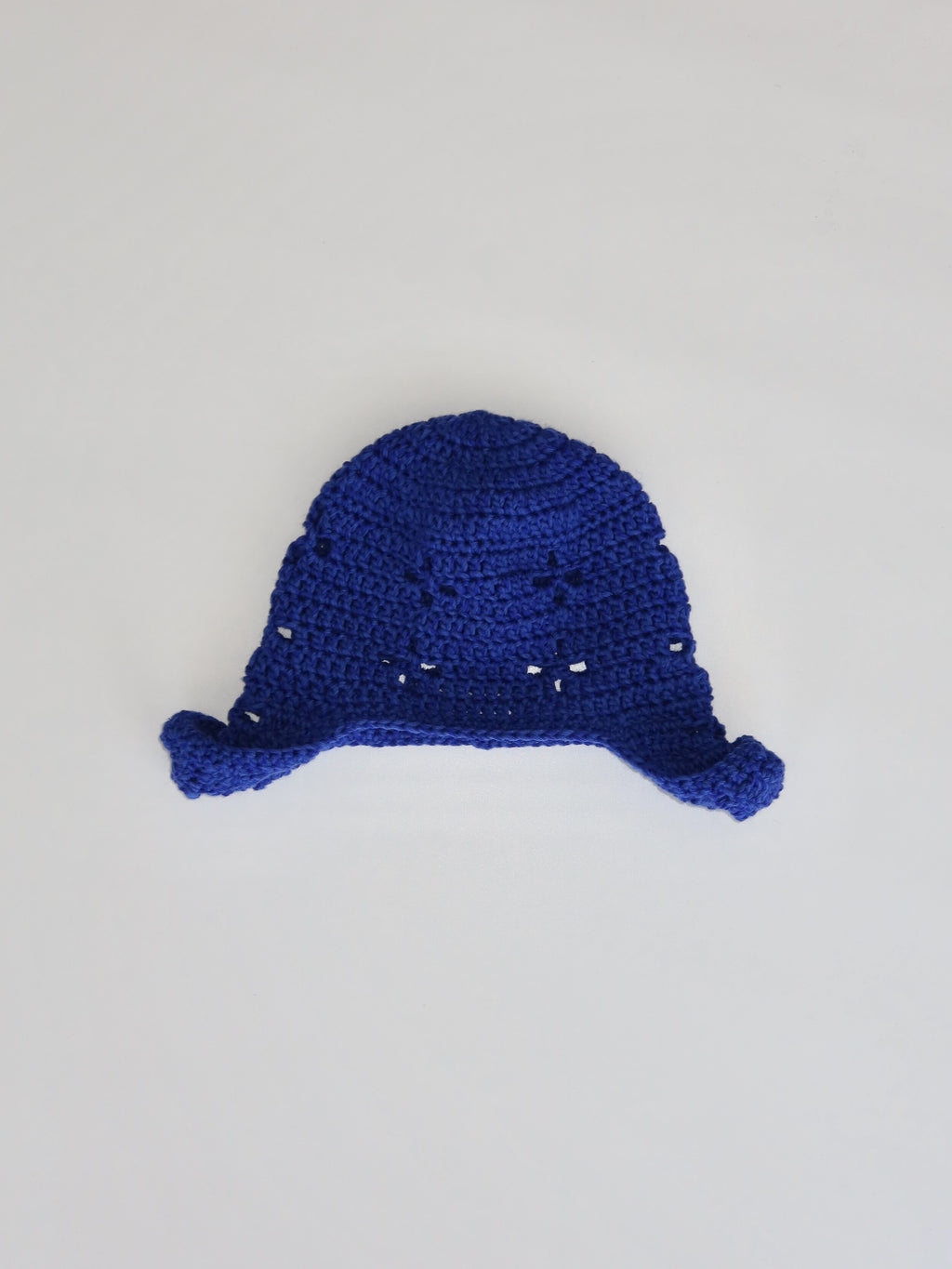 "CROCHEANT" Eyelet beanie - Blue