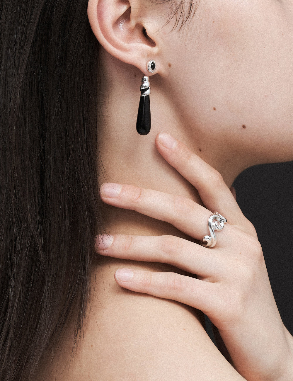 "Isabella Etou" Spiral Tide Onyx Convertible Earrings