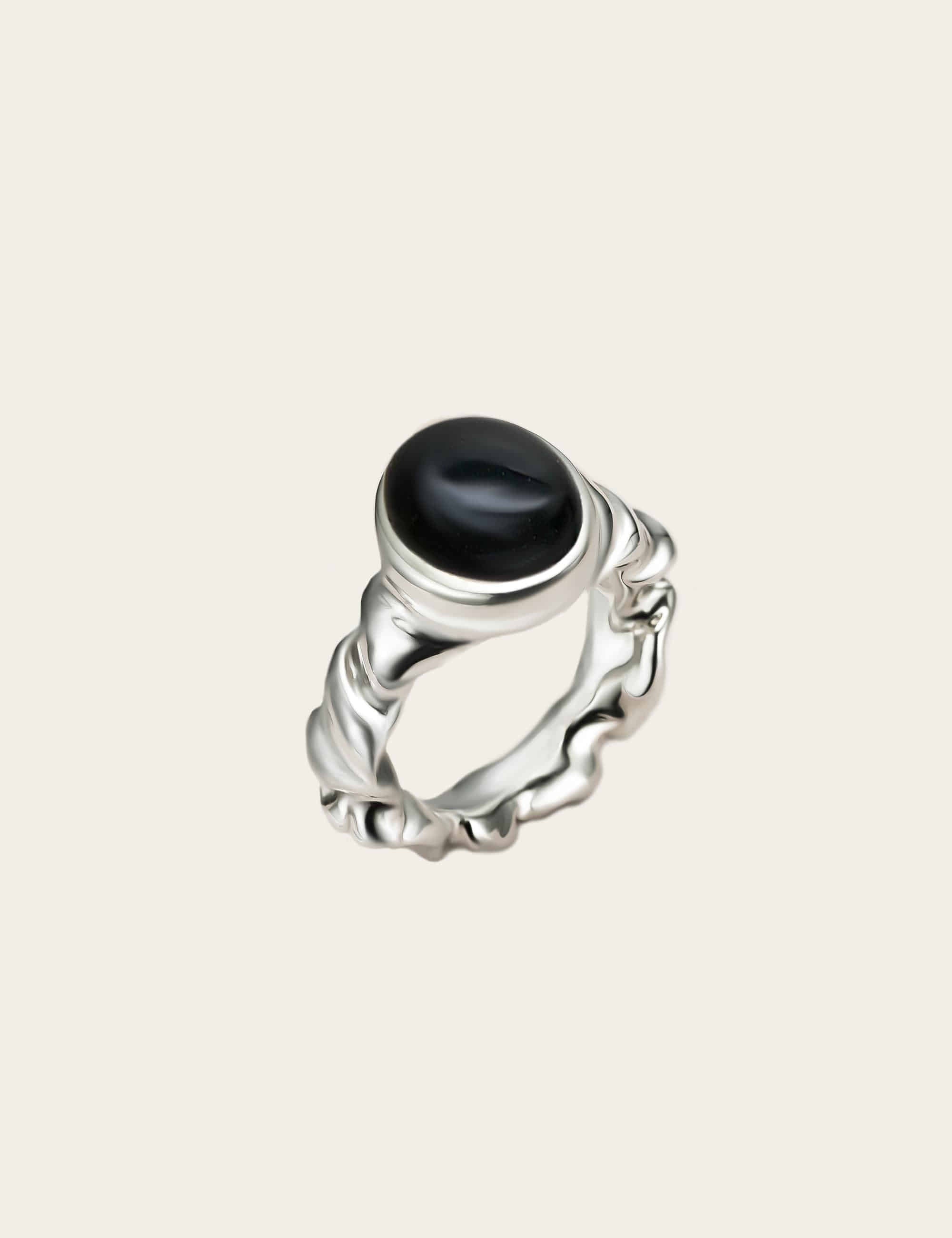 "Isabella Etou" Onyx Crush Ring