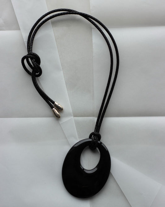 Oval Onyx Cord Necklace