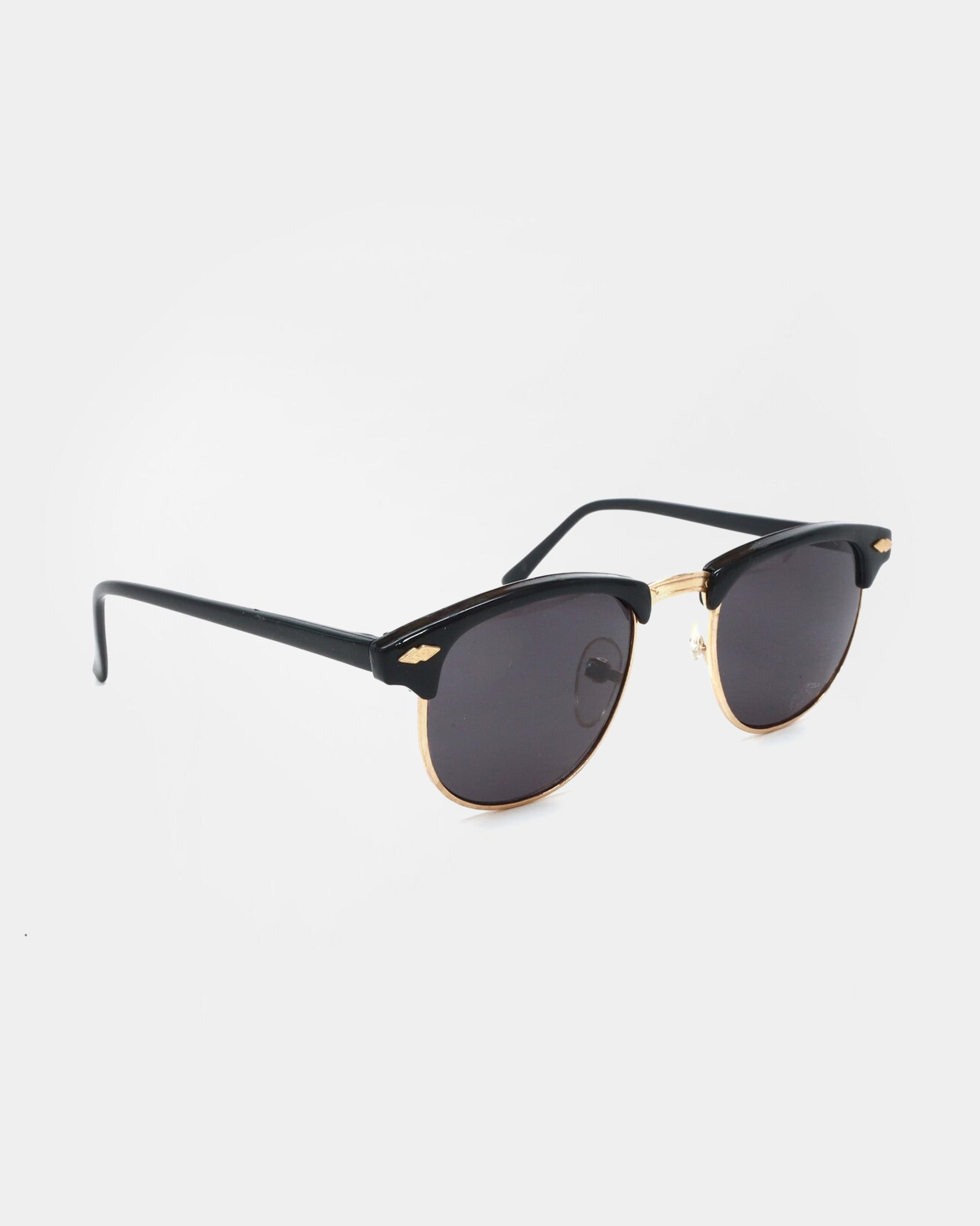NOS 90s Frame Sunglasses
