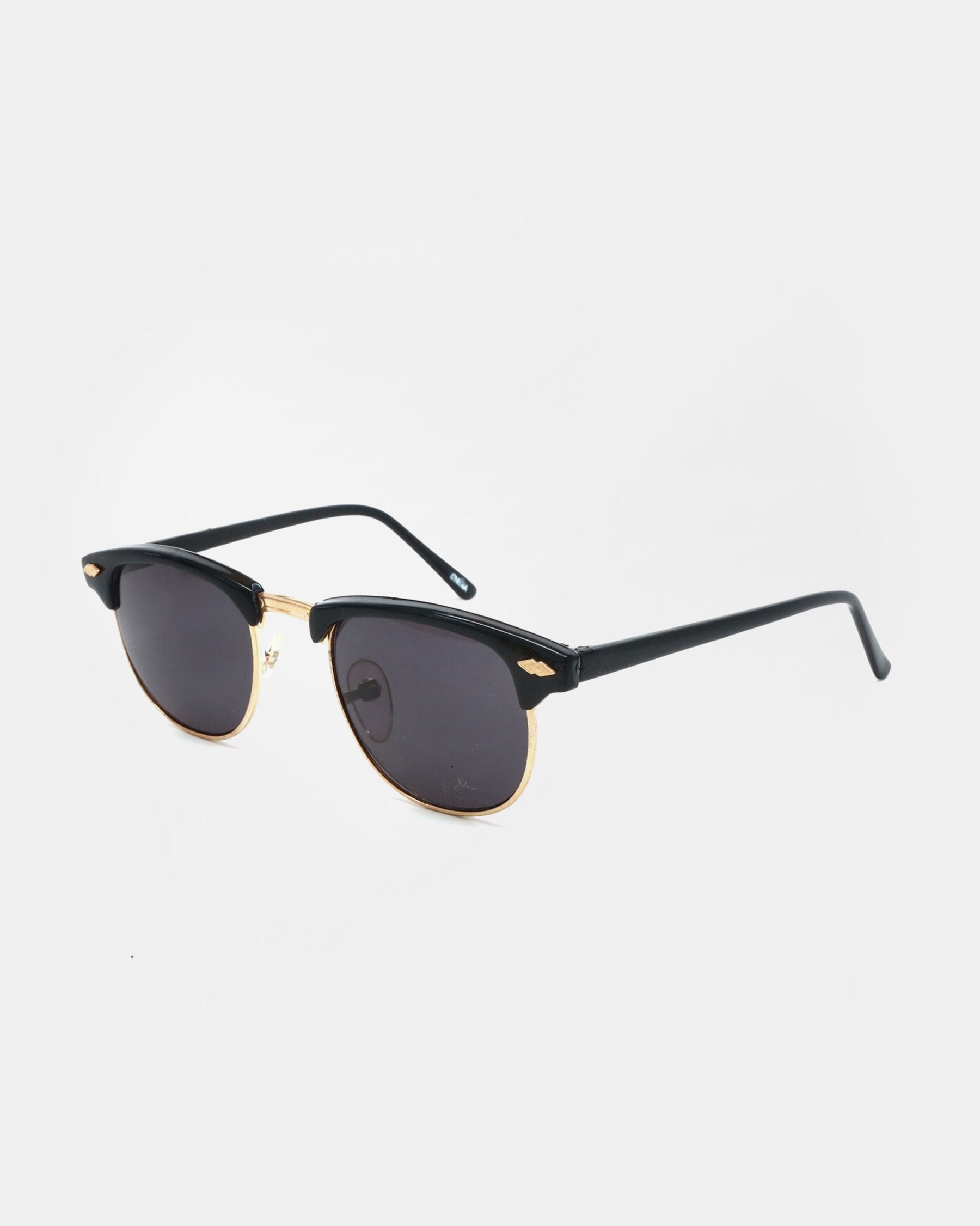 NOS 90s Frame Sunglasses