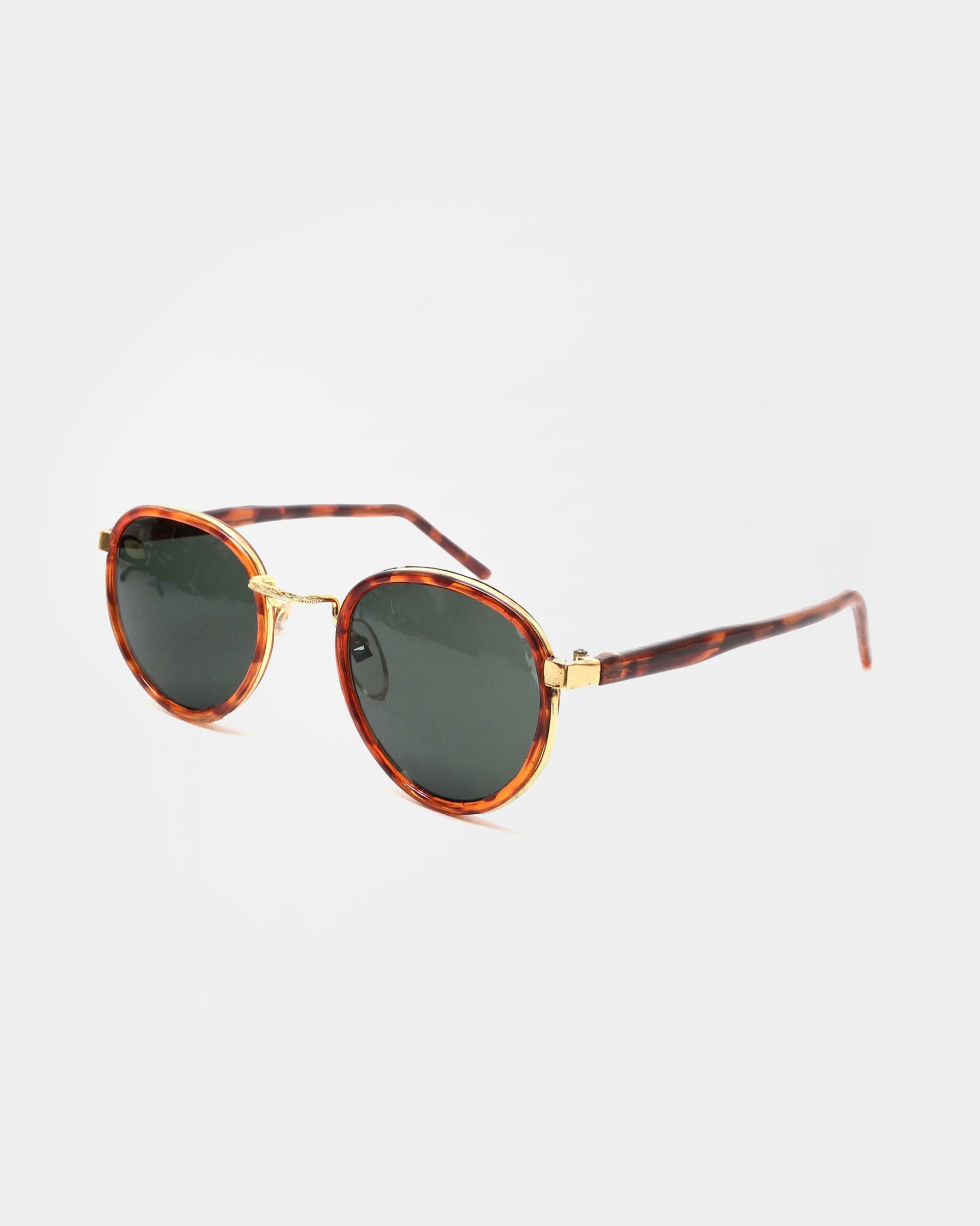 NOS 90s Frame Sunglasses