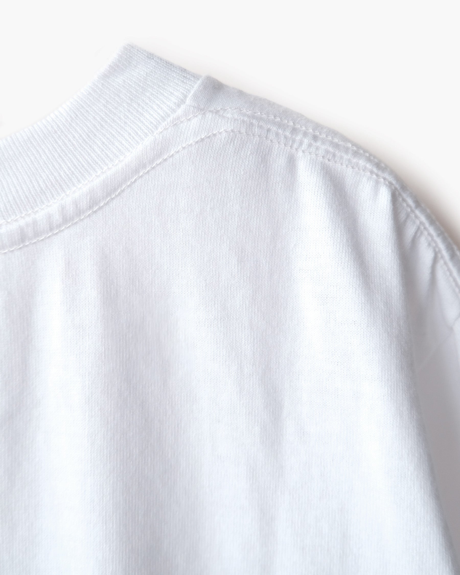 H.R.MARKET Seamless White Tee