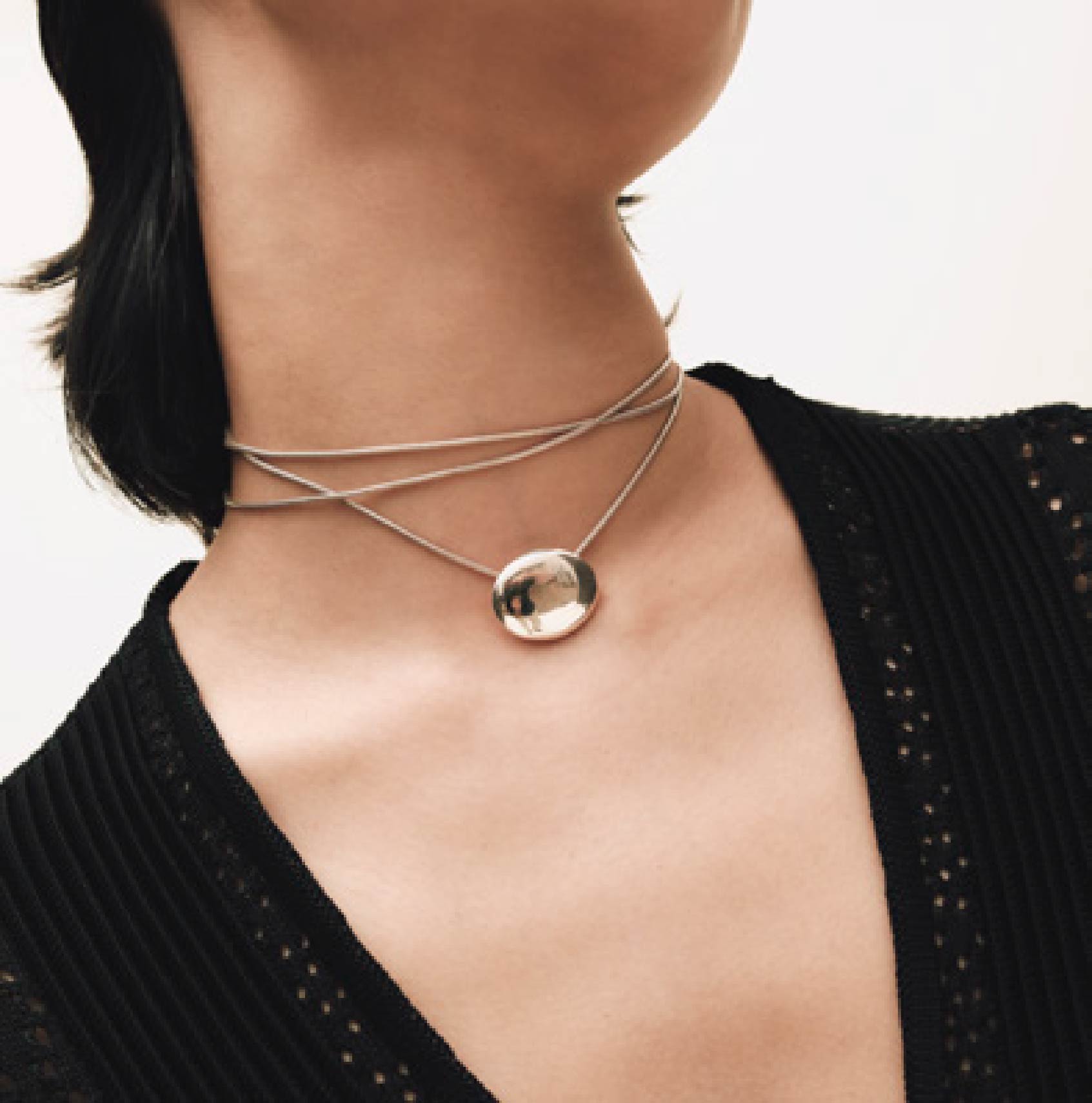 Oval Pendant on Kosa Chain