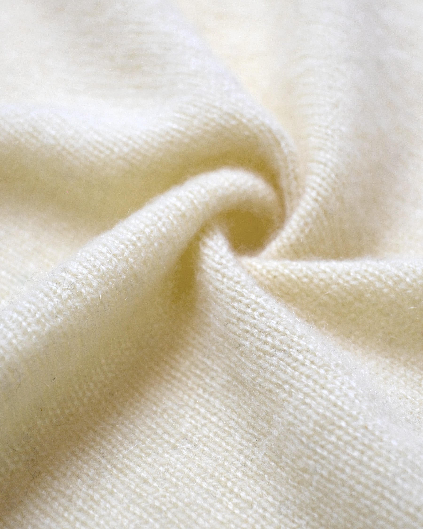 404 100% Cashmere Bandanna - White