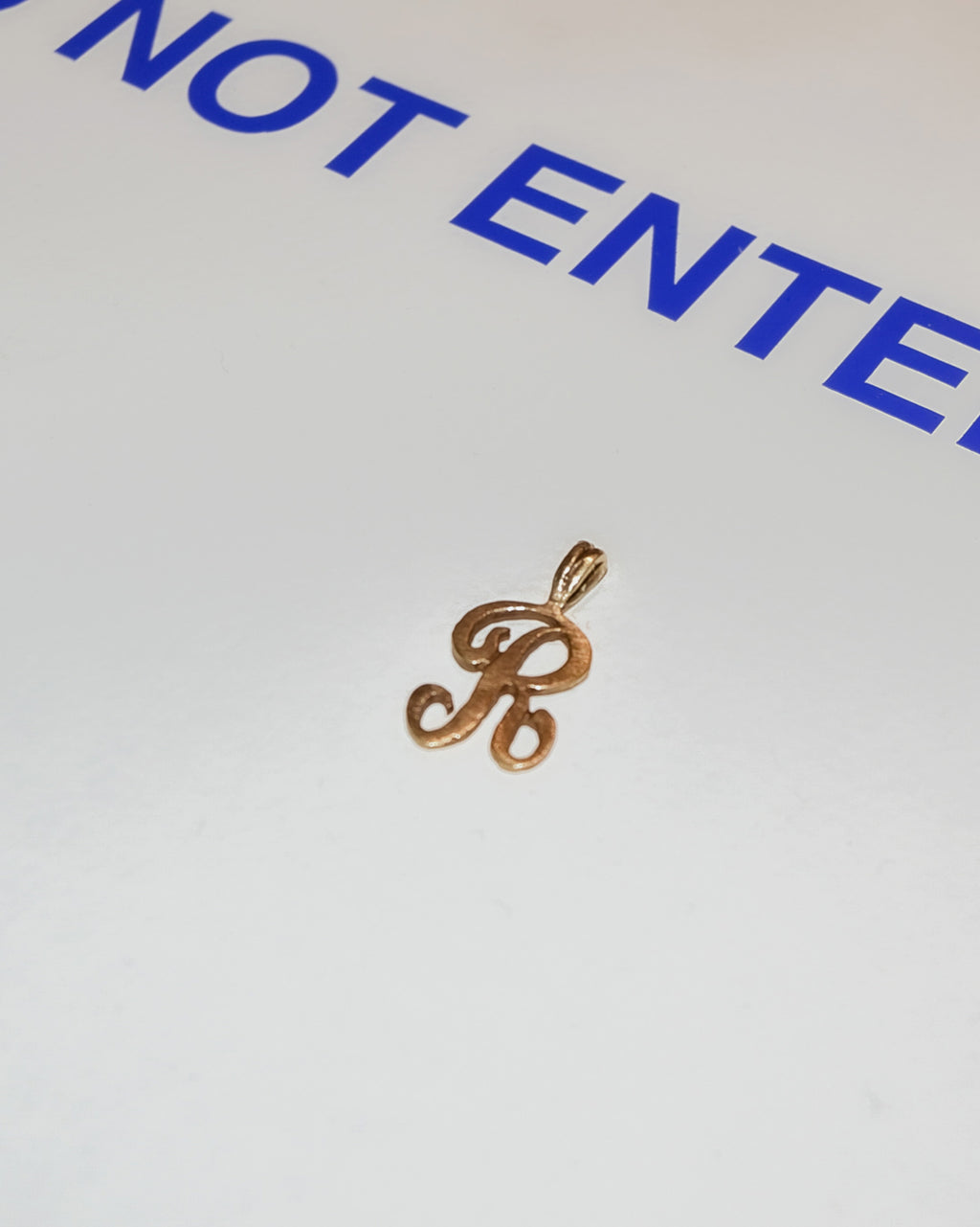 14k Gold Charm "R"