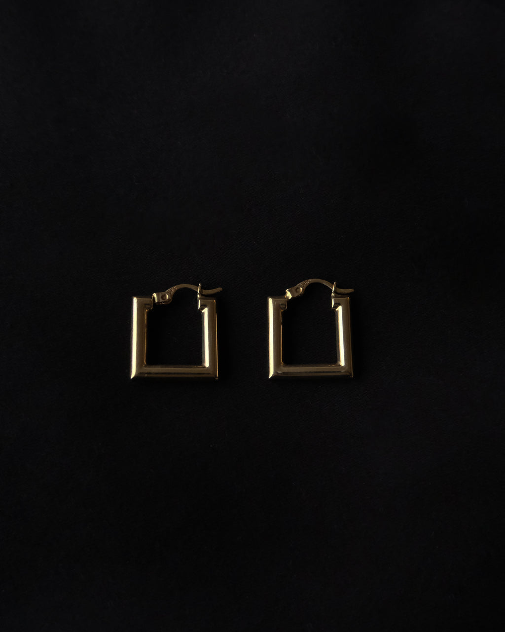 14K Square Hoops
