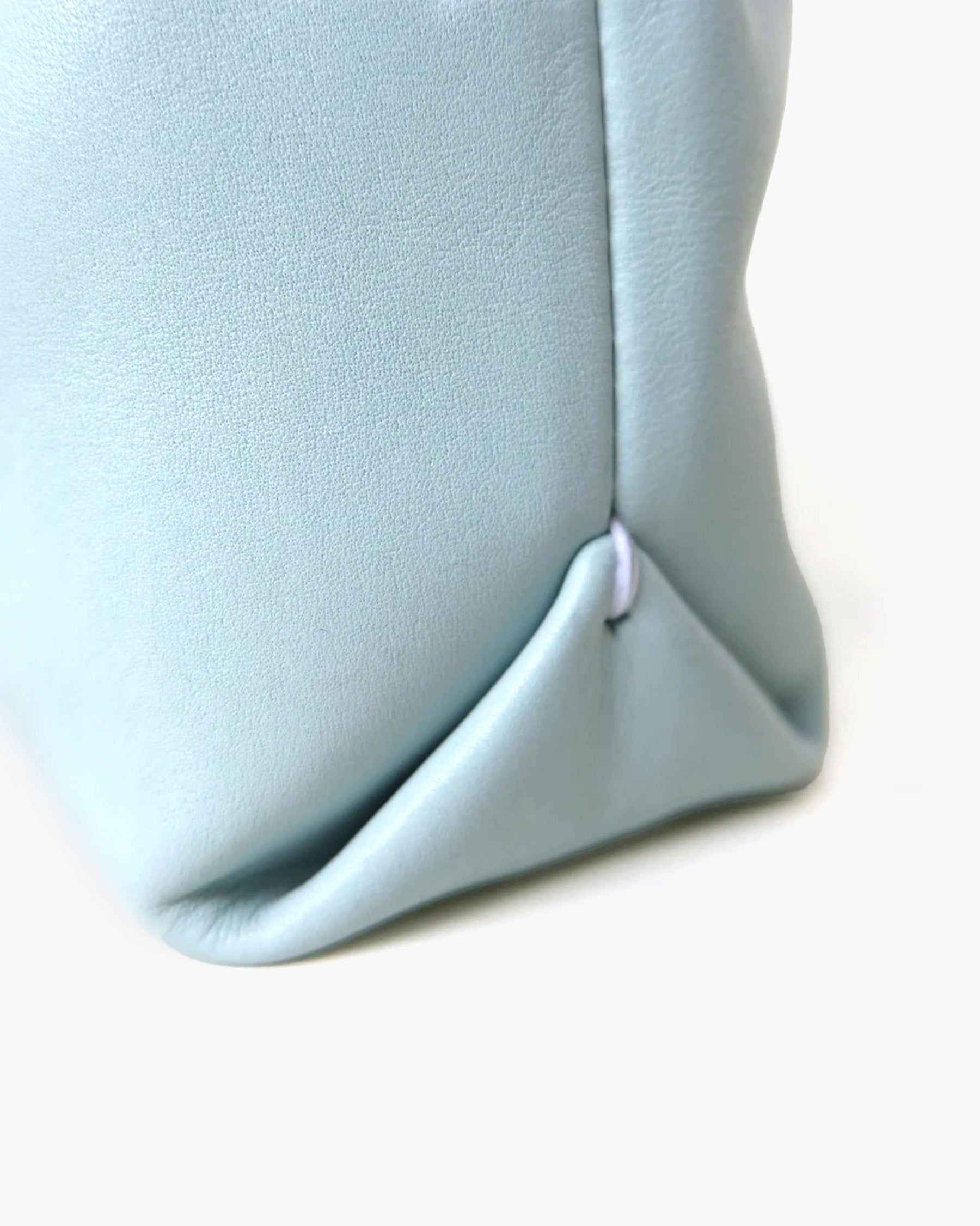 NOWHOW × 404 "CHUCKchen" - Pale Blue