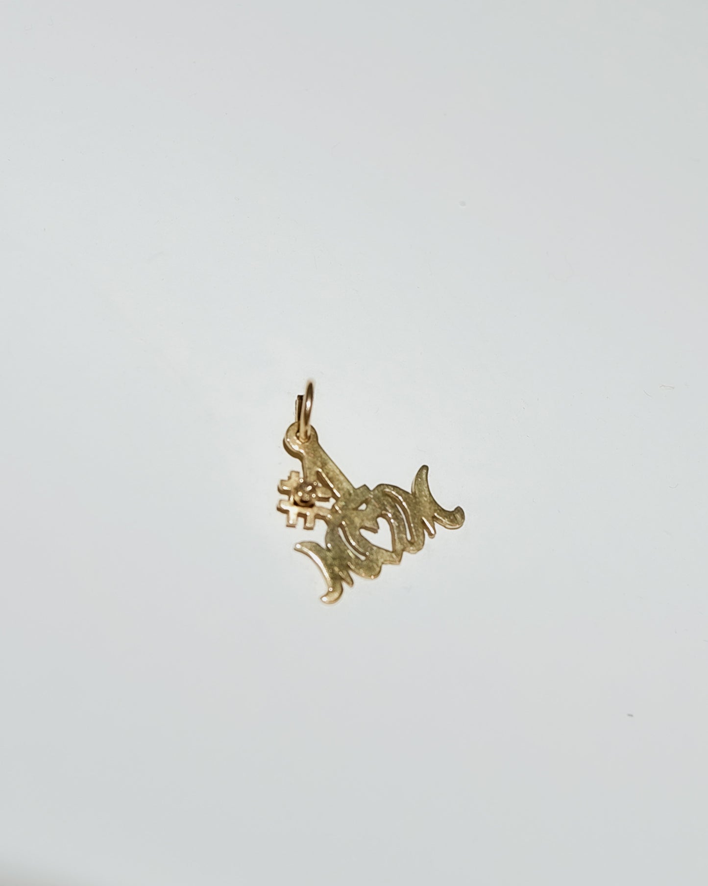 14k Gold Charm "mom"