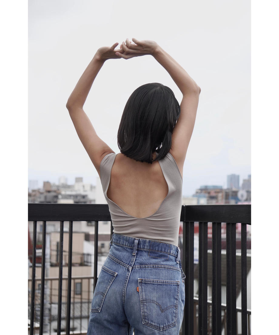 OPEN BACK TANK TOP - Back to Old Friend