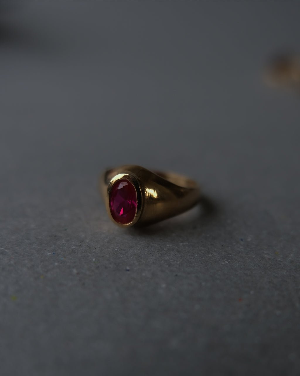 10K x Pinky Ring w/ stone - 3号