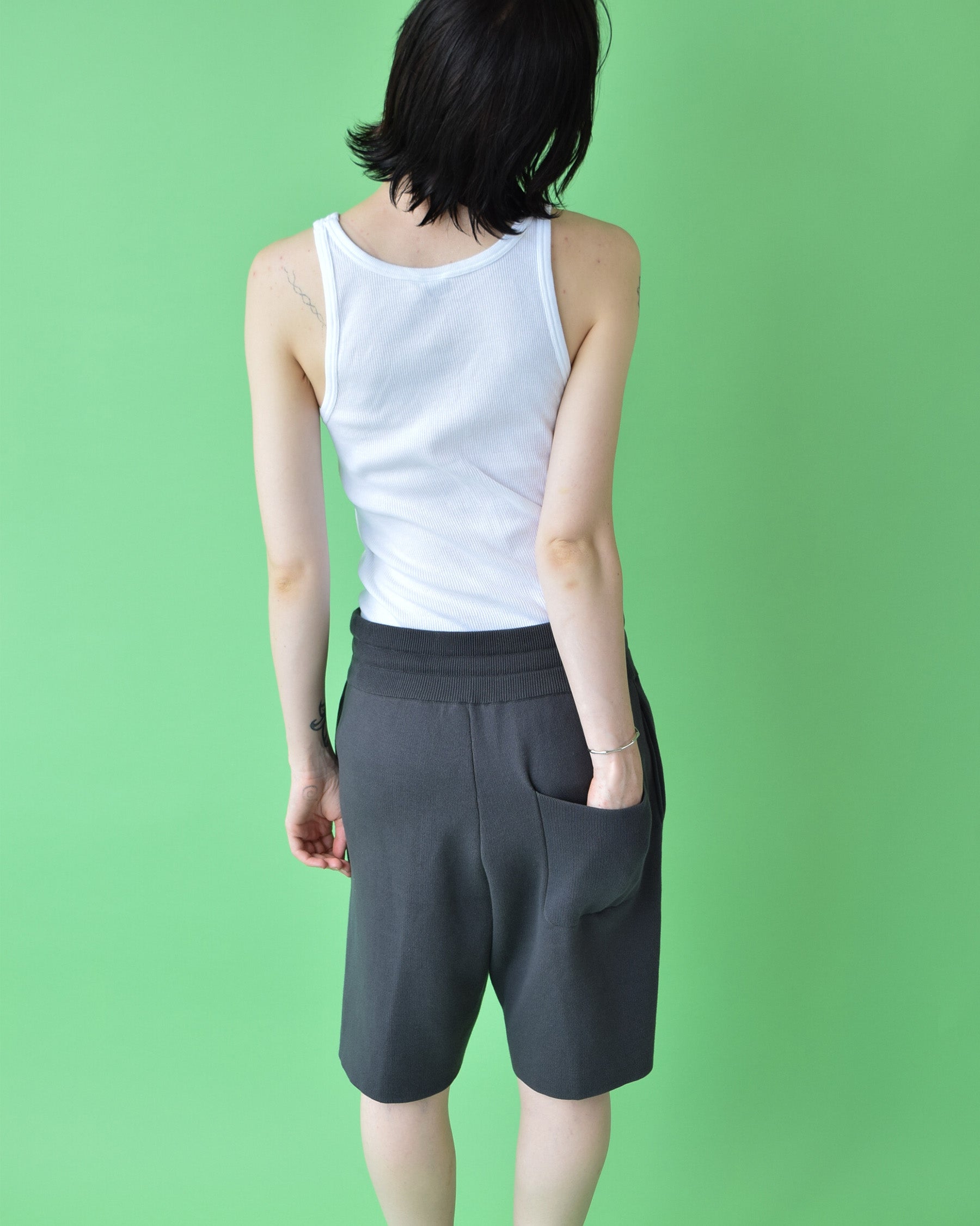 "RYE TENDER" Walker Shorts Charcoal