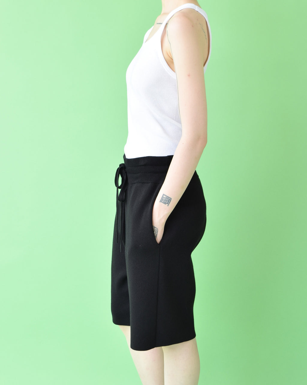 "RYE TENDER" Walker Shorts Black