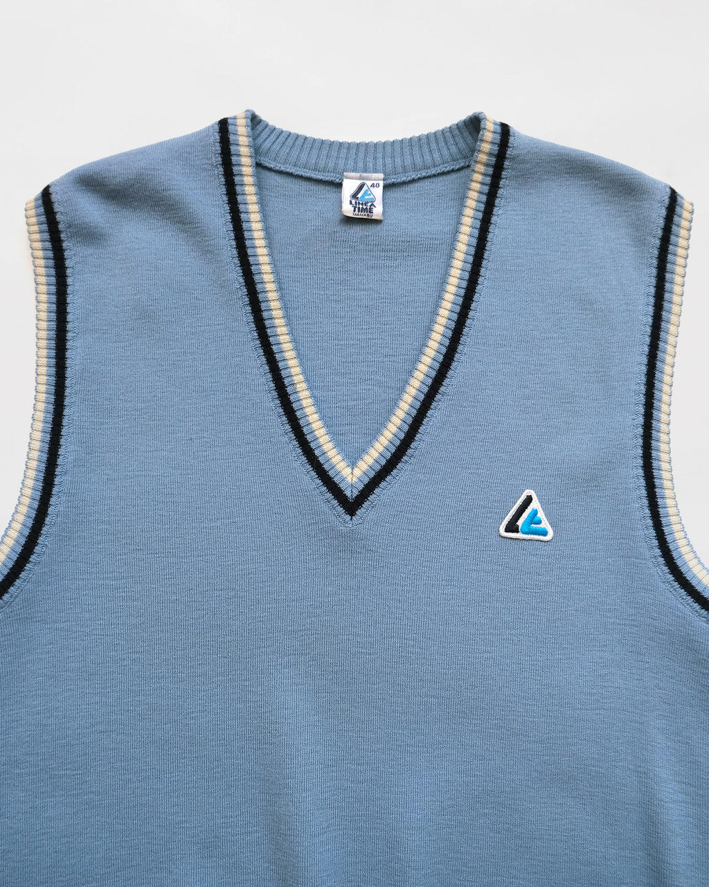 NOS V-neck Vest