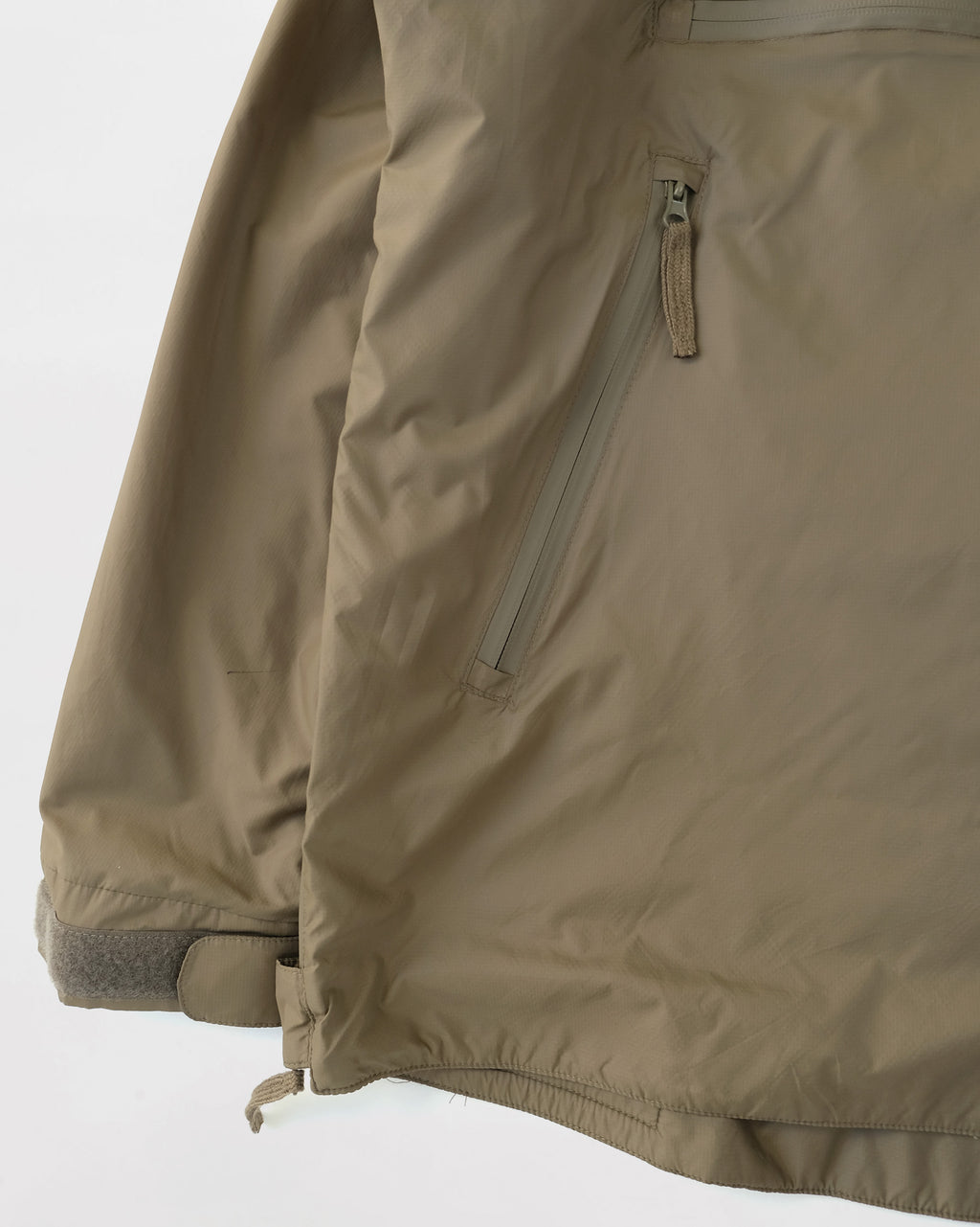 Nylon Pullover