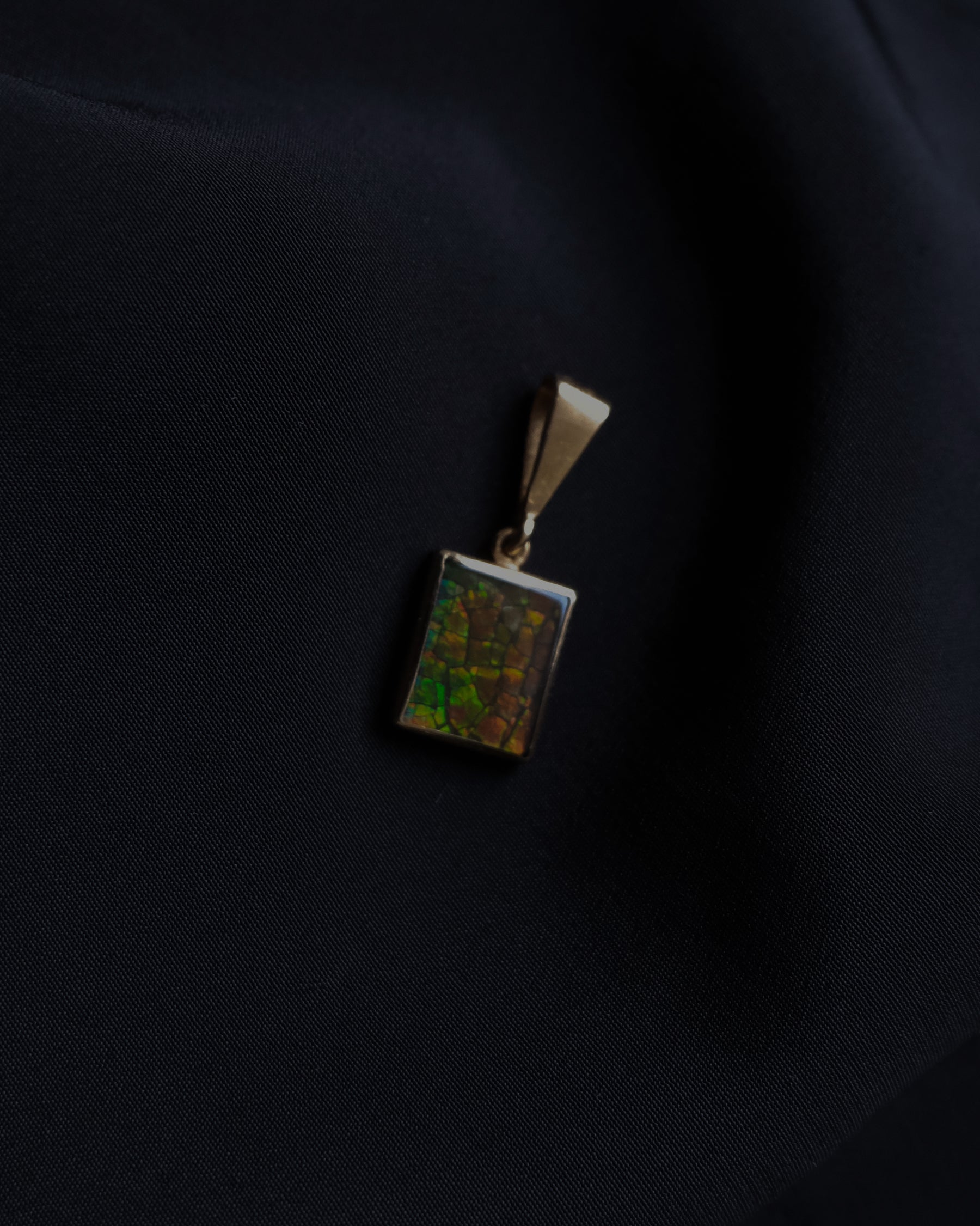 14K x Ammolite Charm