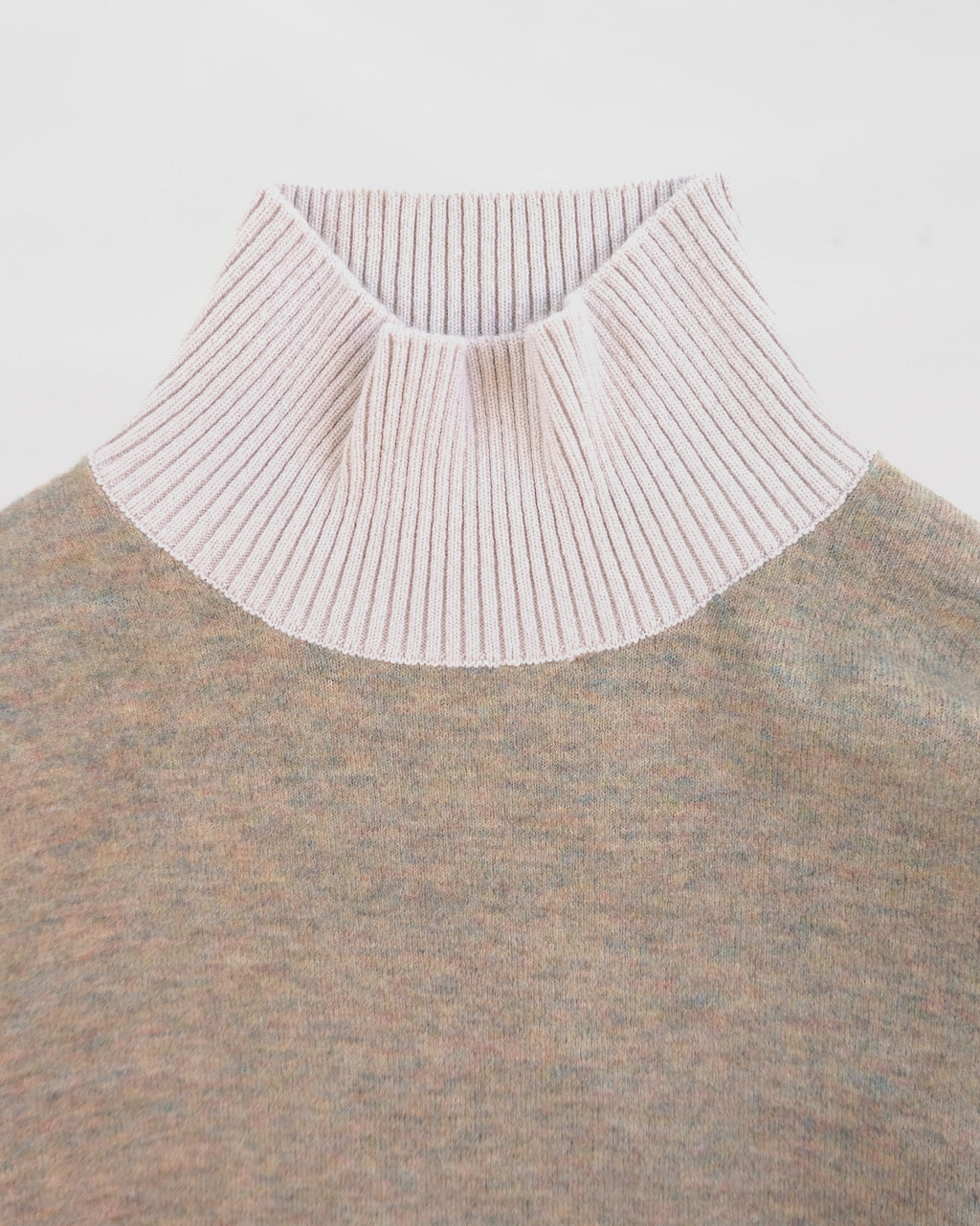 404 High Neck Bicolor Sweater by RYE TENDER - Beige×Off White