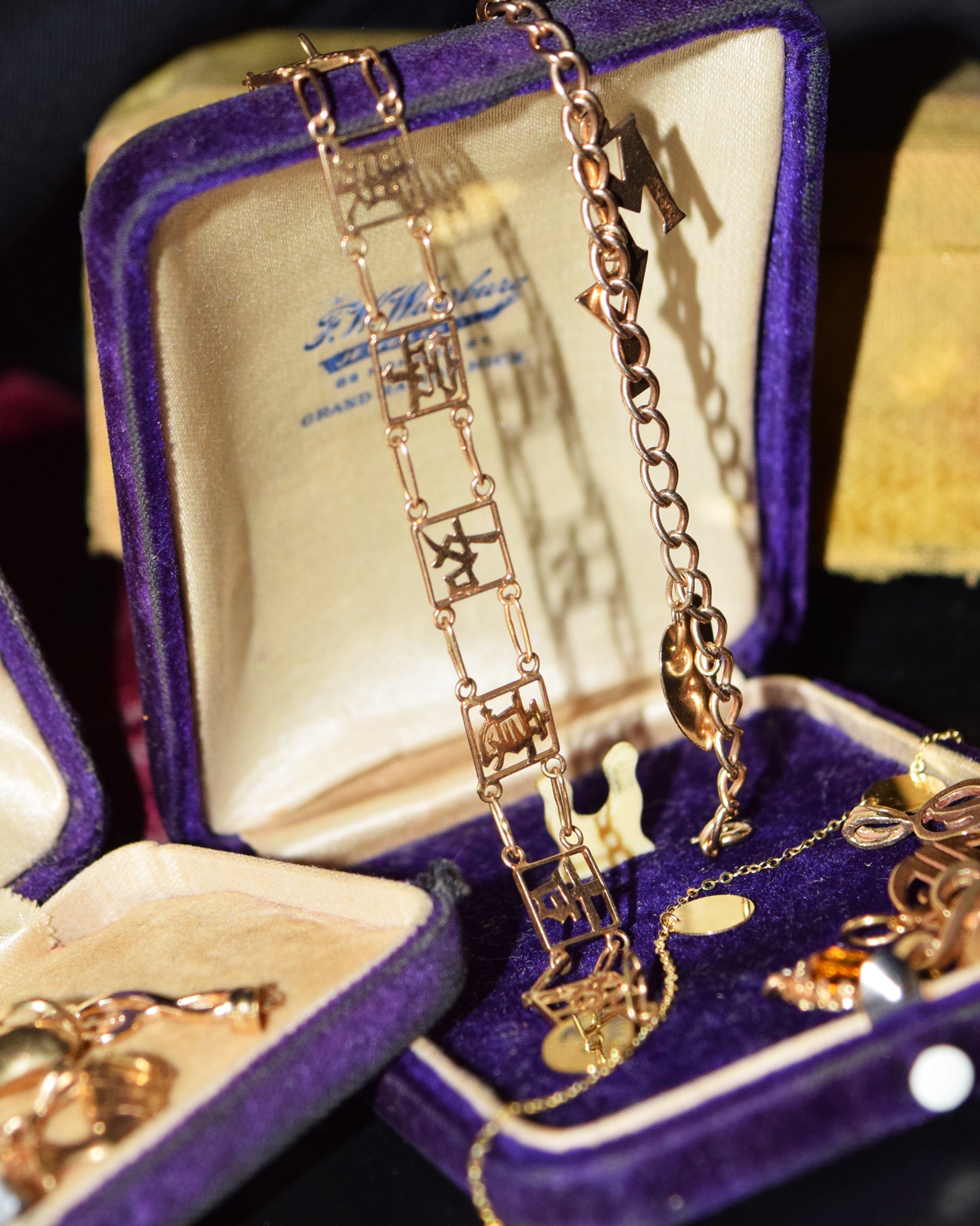 14k Gold Bracelet - Chinese Good Luck!