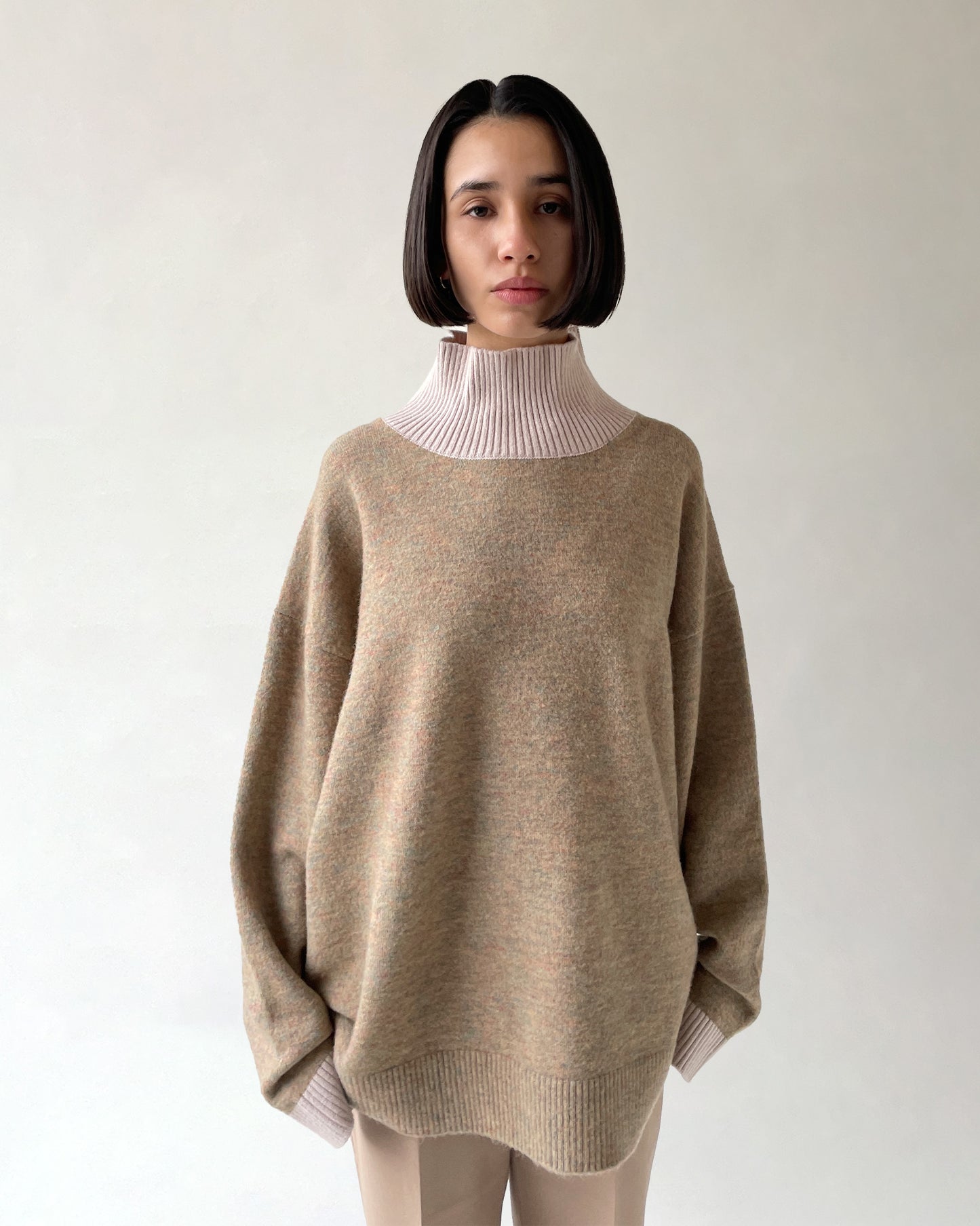 404 High Neck Bicolor Sweater by RYE TENDER - Beige×Off White