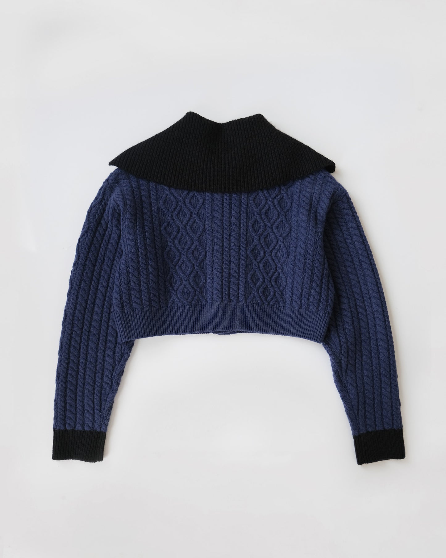 404 Cropped Cable Knit by RYE TENDER - Navy × Black