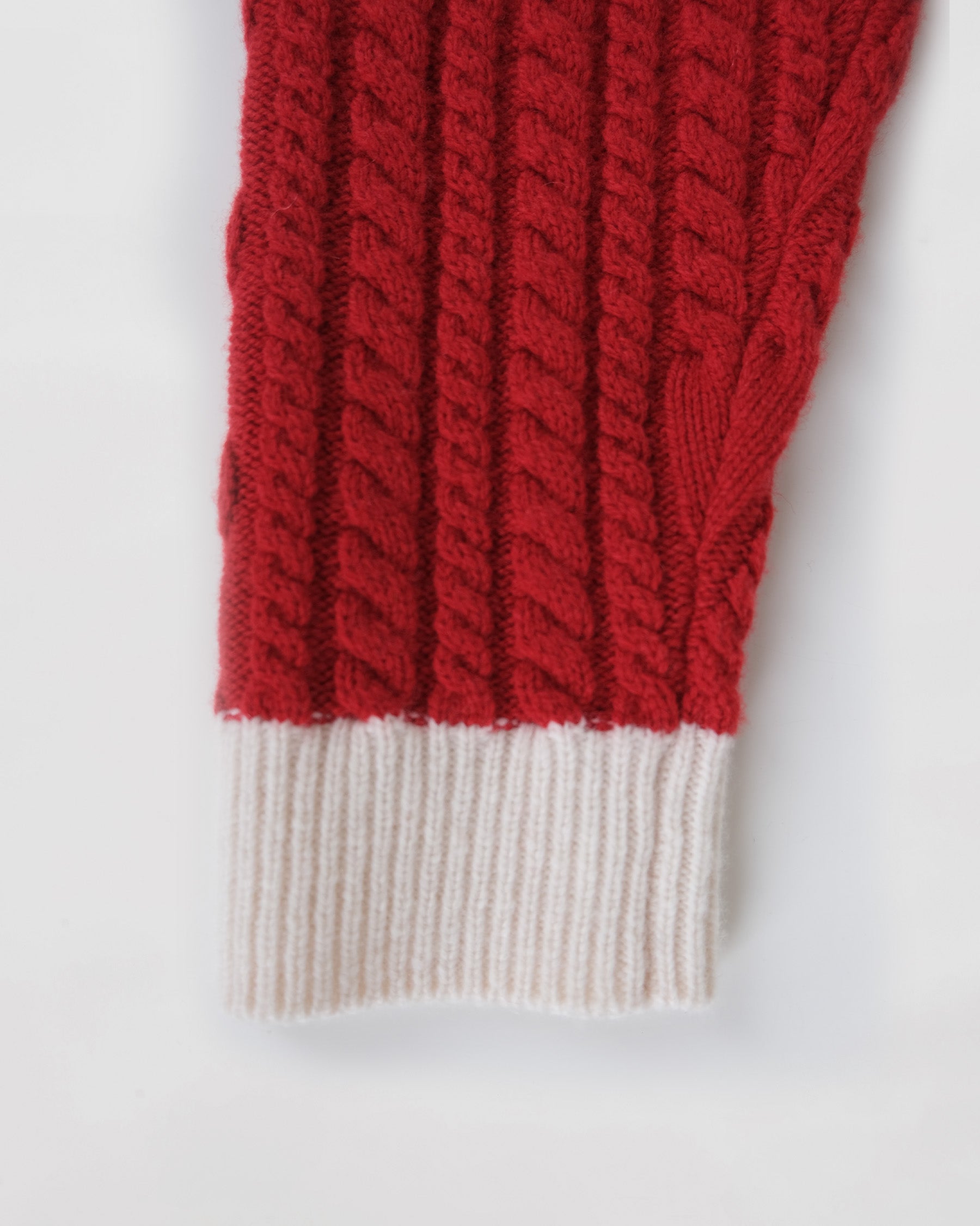 404 Cropped Cable Knit by RYE TENDER - Red × White